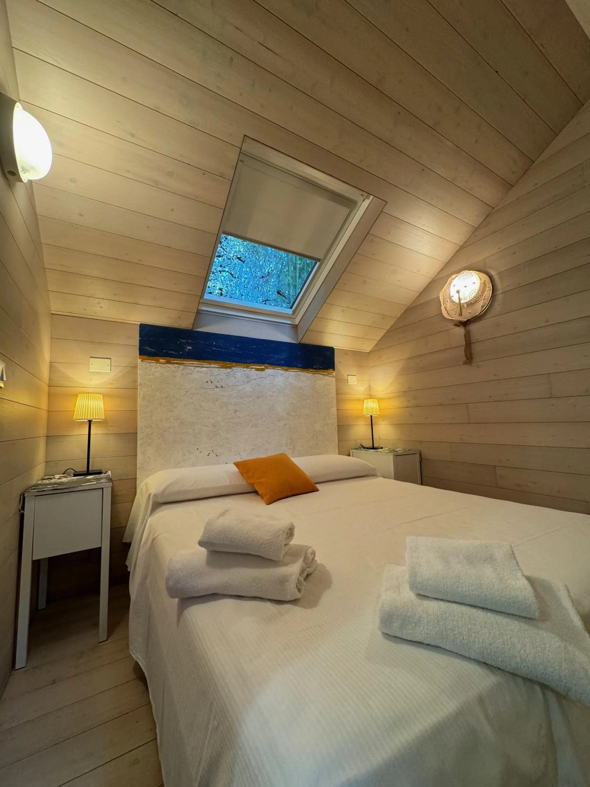 Bedroom, Bed in Palazzo delle Biscie - Old Tower & Village