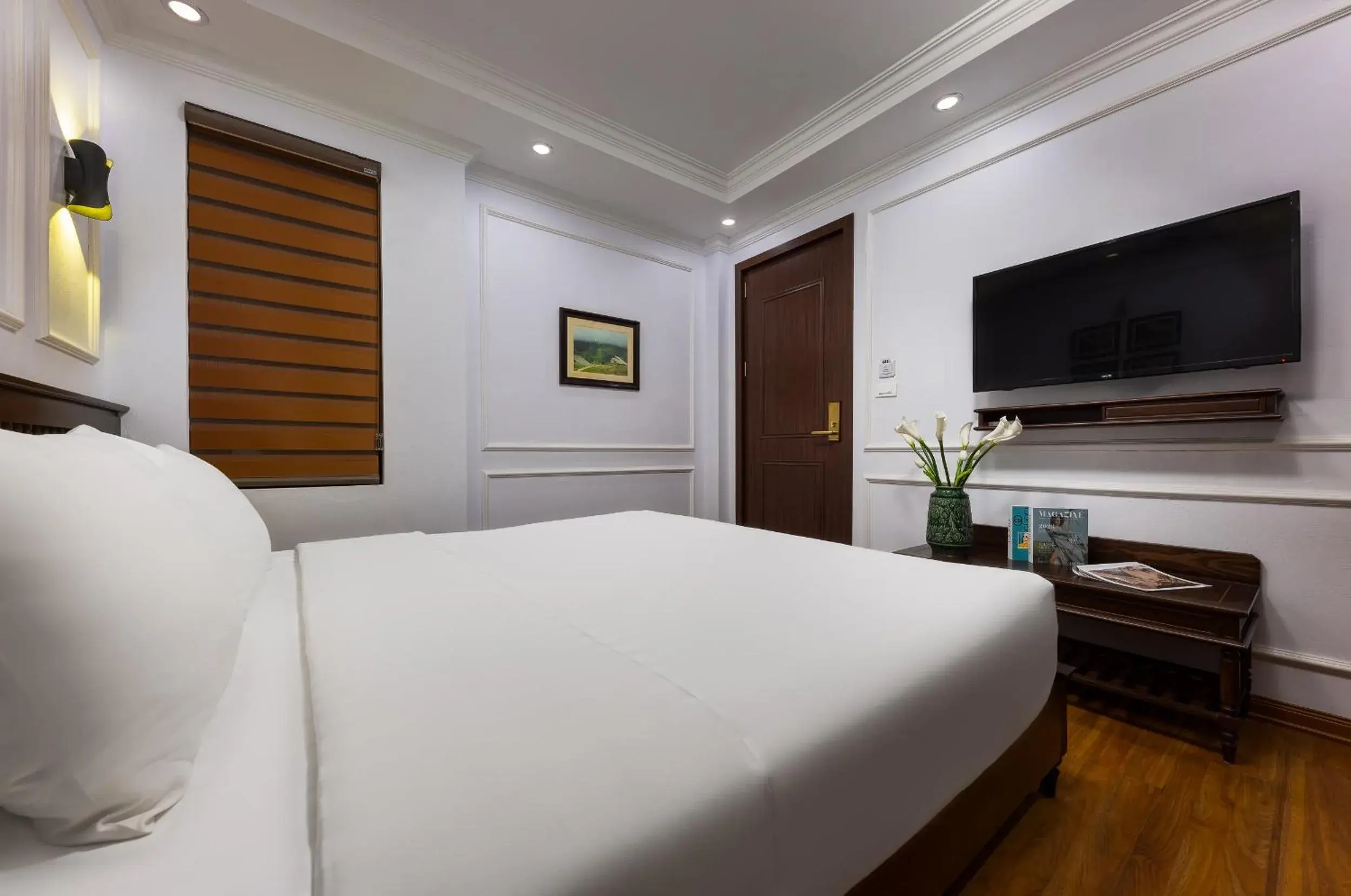 Bedroom in Paddy Hotel Bedroom in Paddy Hotel