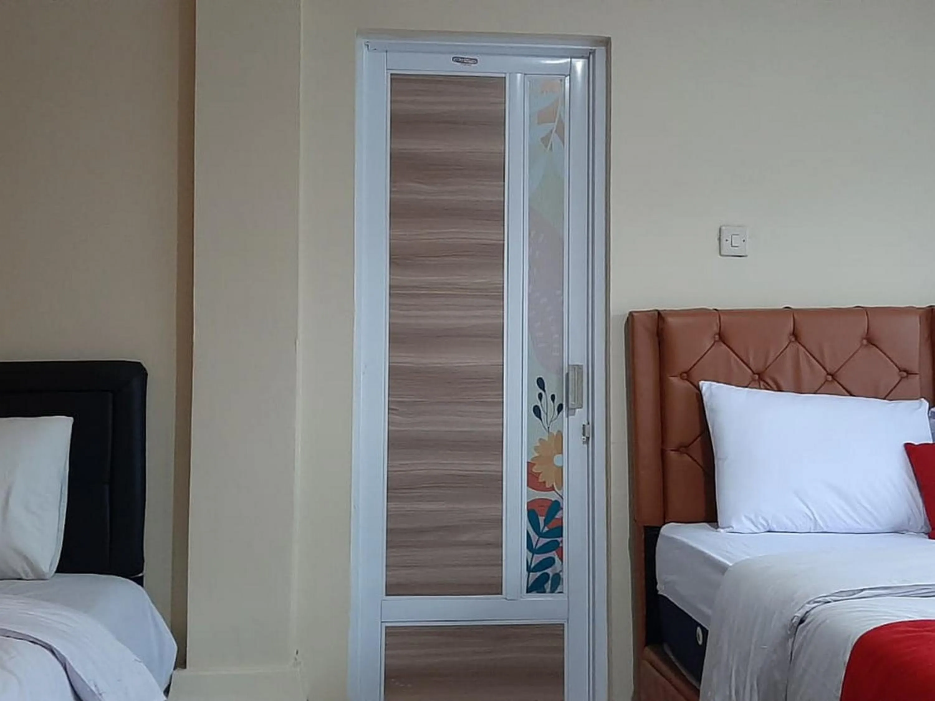 Bed in RedDoorz At Hotel Pakem Sari Kaliurang