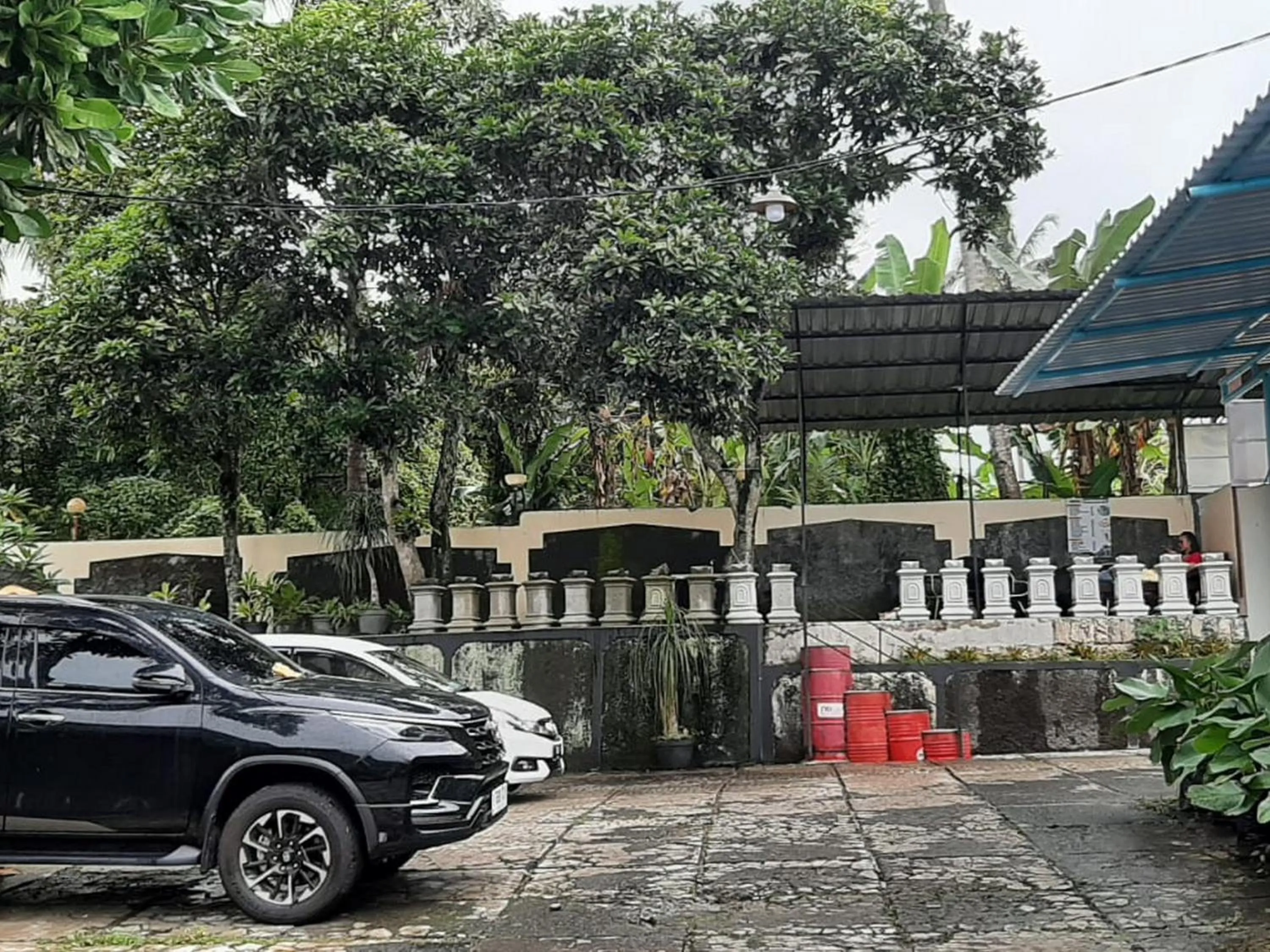 Property building in RedDoorz At Hotel Pakem Sari Kaliurang