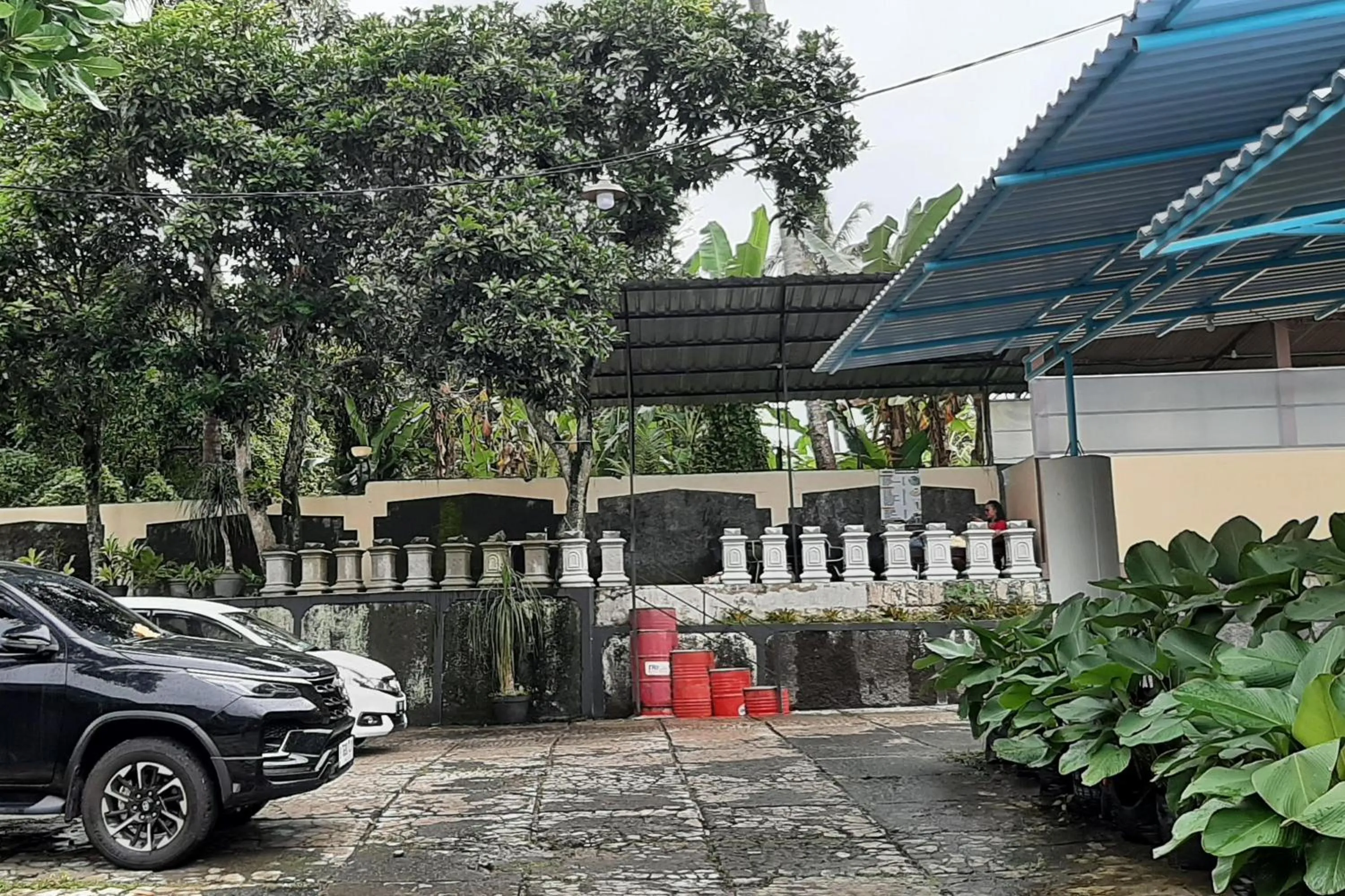 Property building in RedDoorz At Hotel Pakem Sari Kaliurang