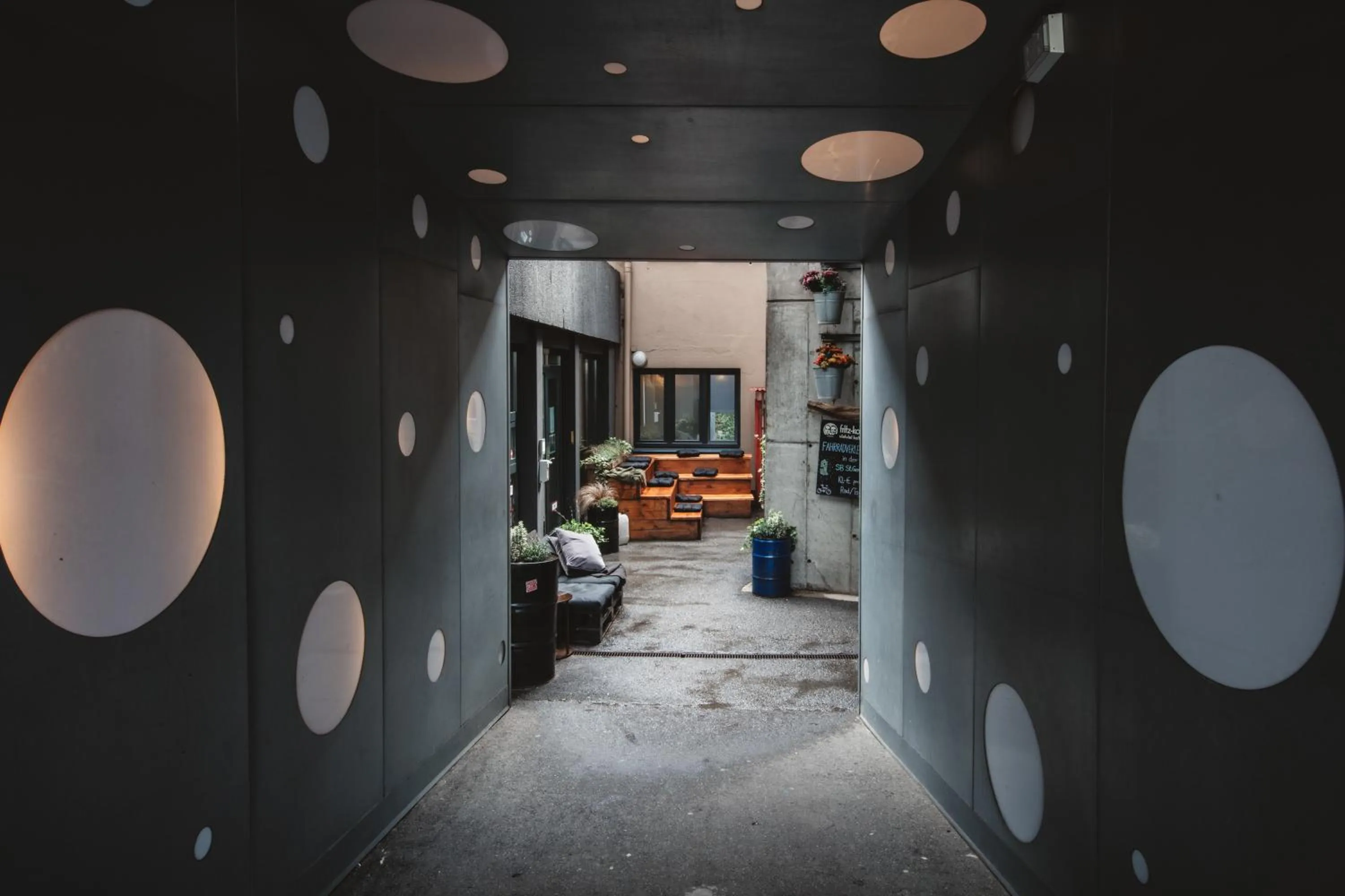 Street view in Superbude Hamburg St Georg