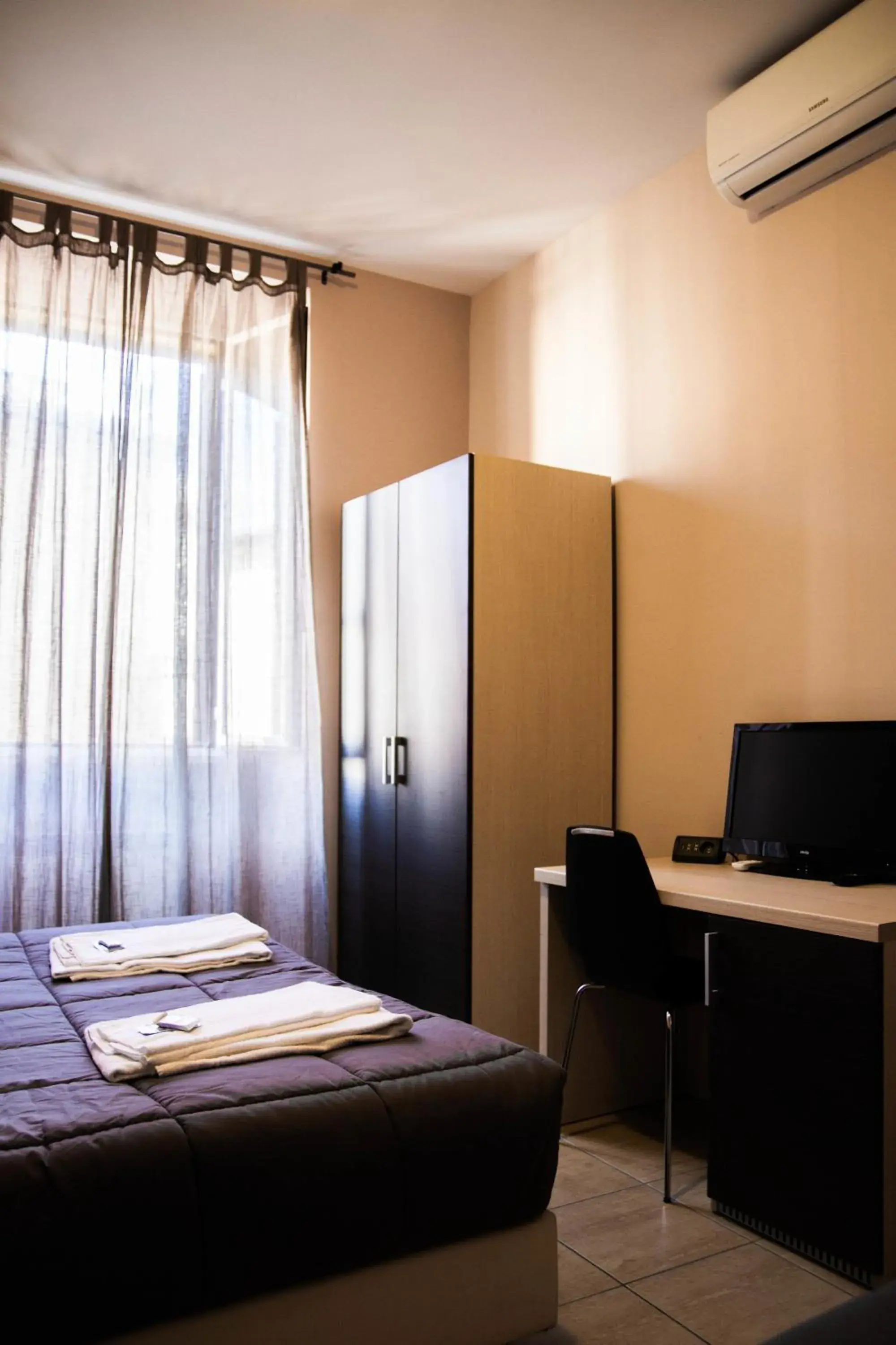 Bedroom, Bed in Mosaic Central Guest House Bedroom, Bed in Mosaic Central Guest House