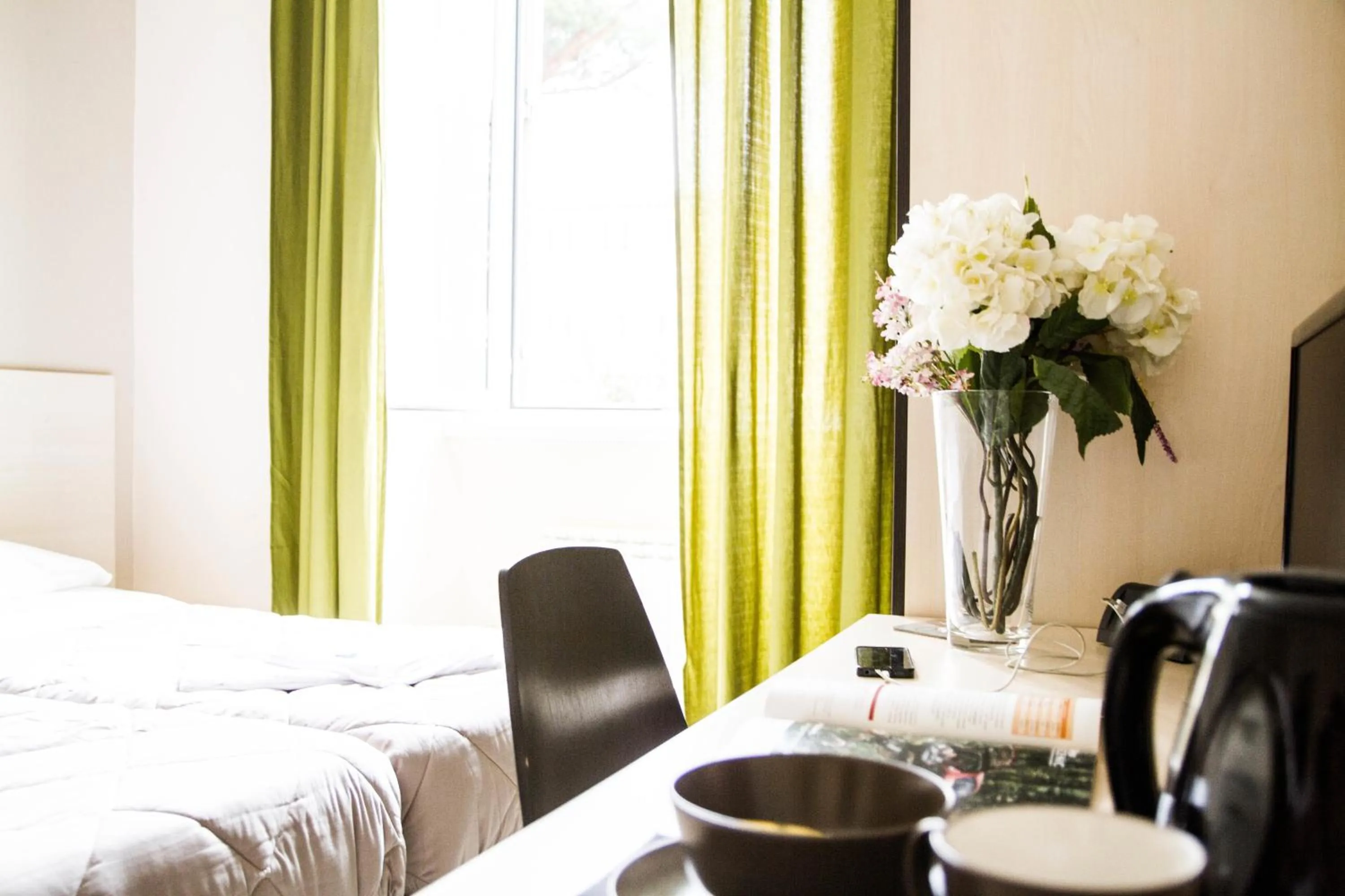 Bedroom, Bed in Mosaic Central Guest House