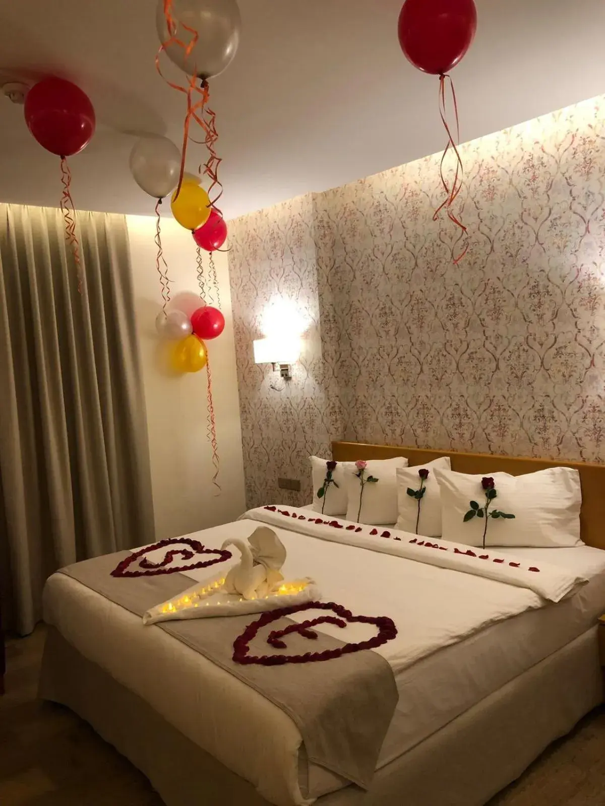 Bedroom, Bed in Sama Muscat Hotel Bedroom, Bed in Sama Muscat Hotel