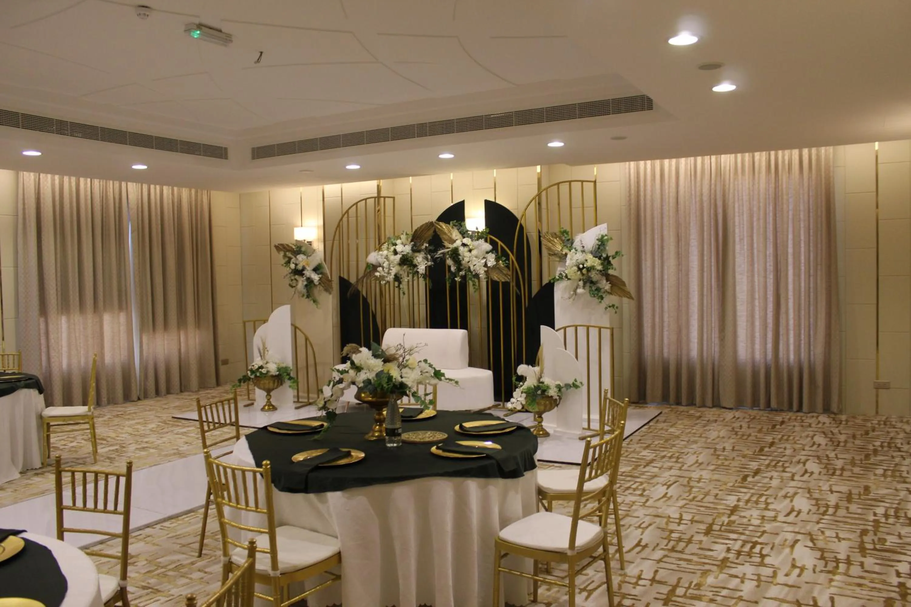 wedding in Sama Muscat Hotel