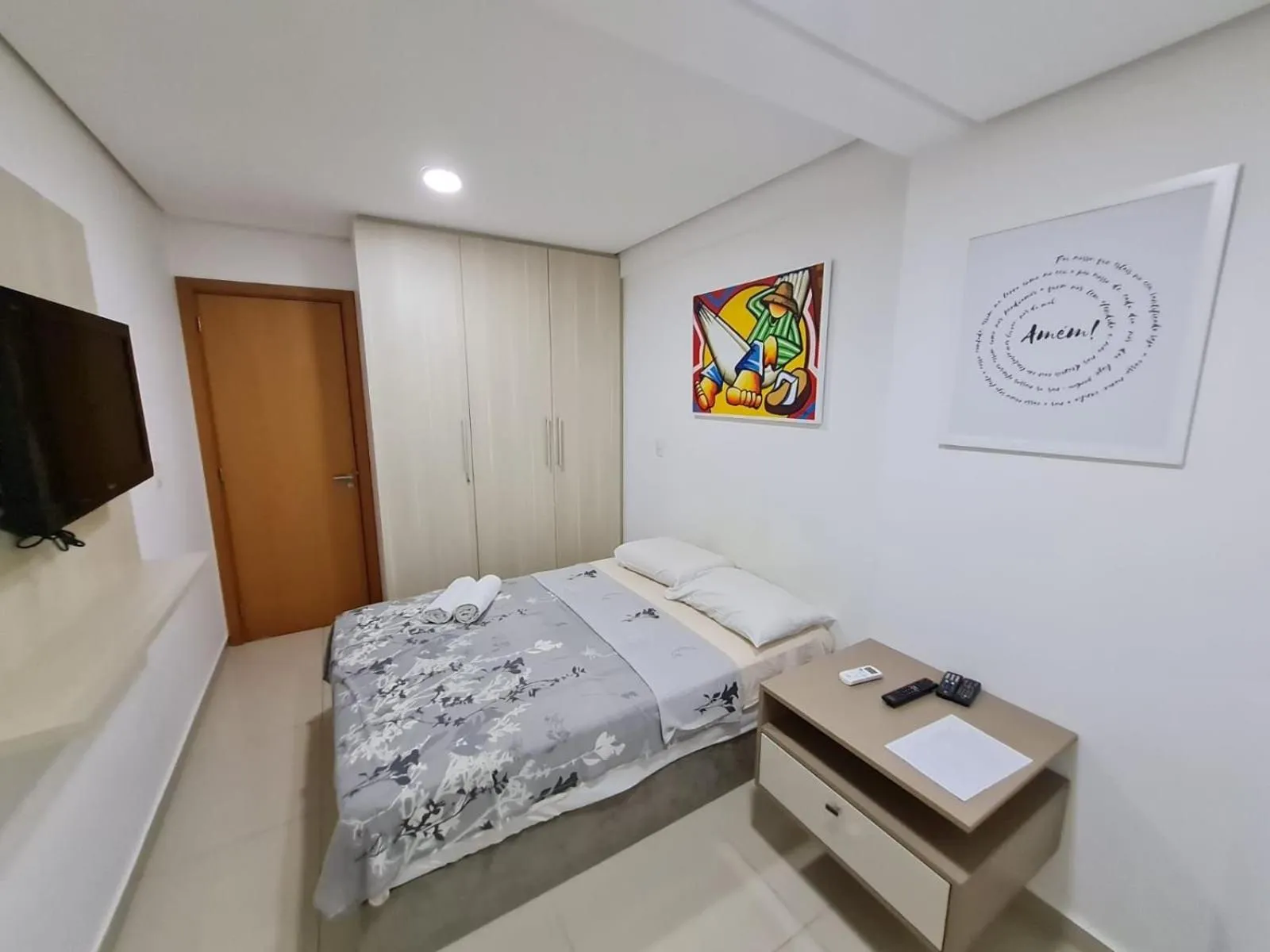 Bedroom, Bed in Atlântico Norte