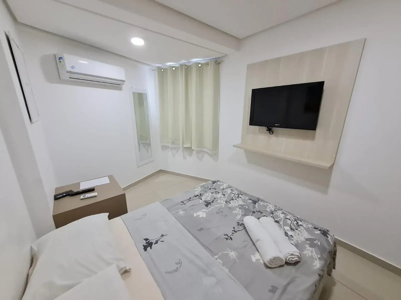 Bedroom, Bed in Atlântico Norte Bedroom, Bed in Atlântico Norte