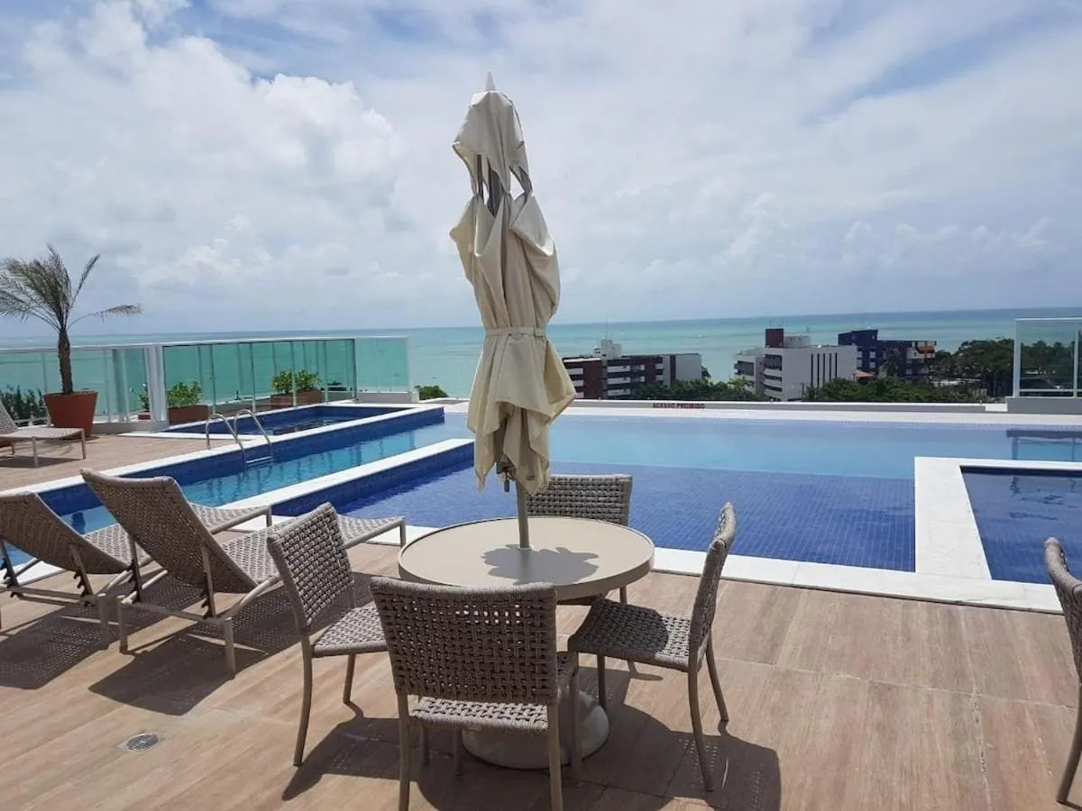 Swimming pool in Atlântico Norte