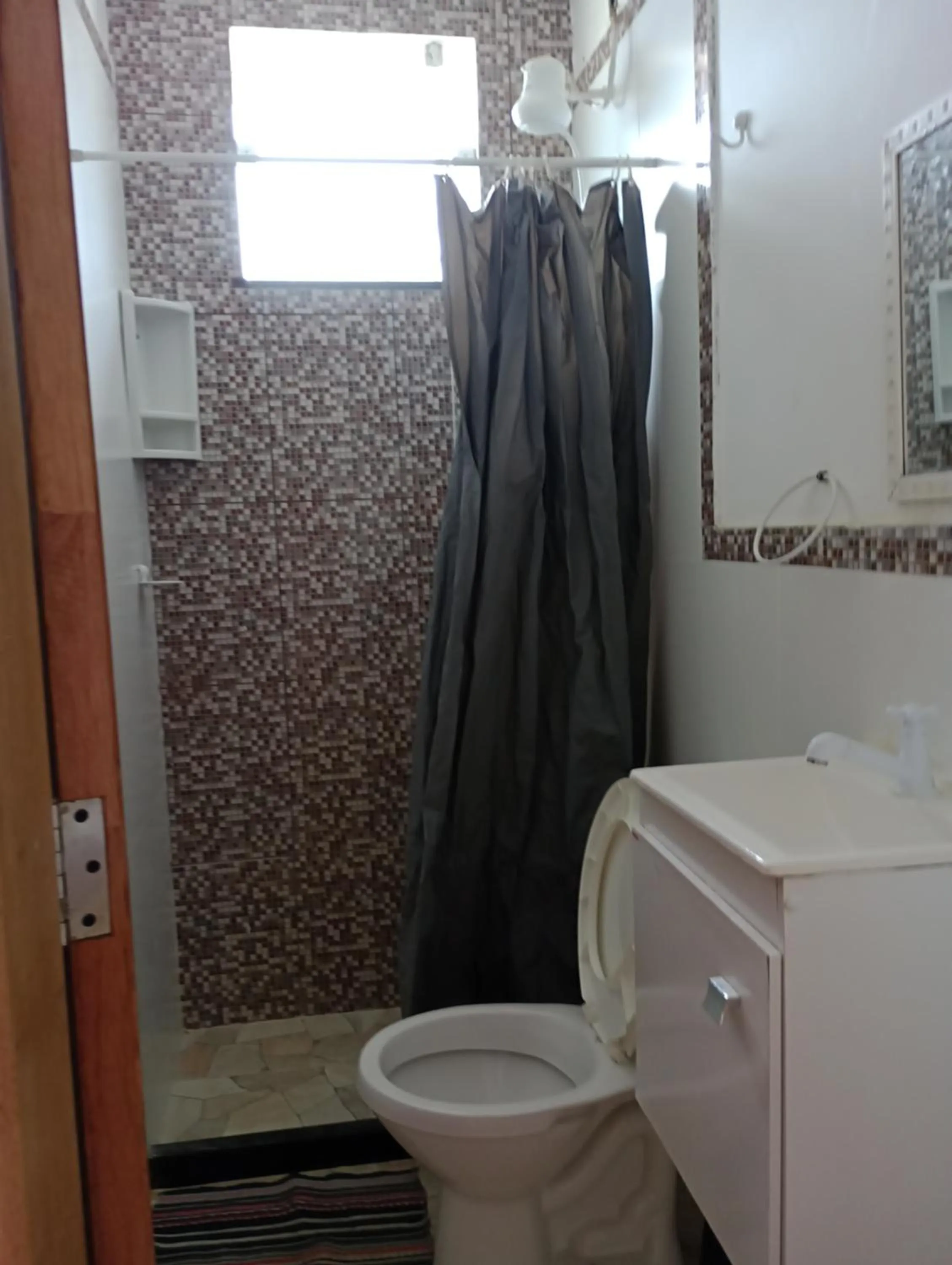 Casa inteira con piscina compartilhada