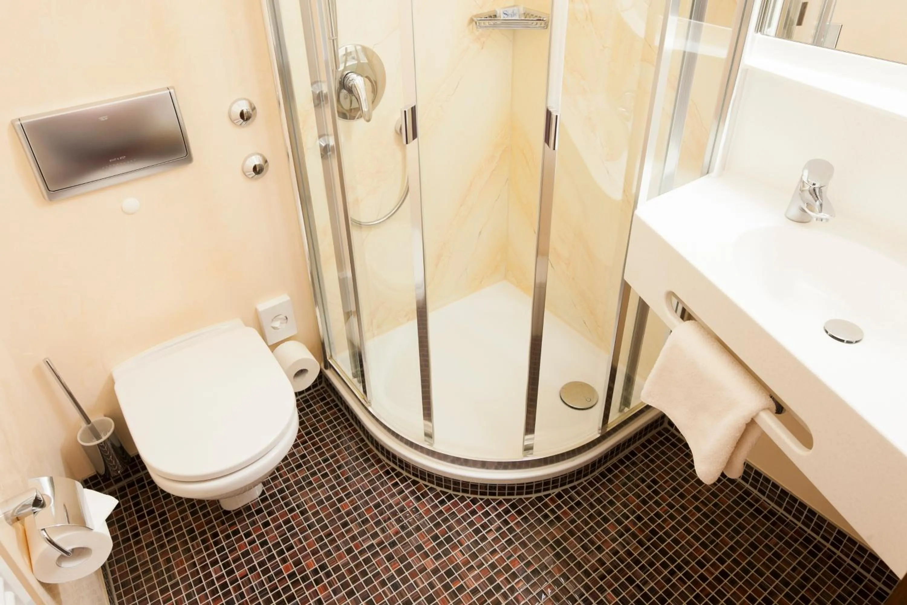 Bathroom in Hotel Drei Morgen