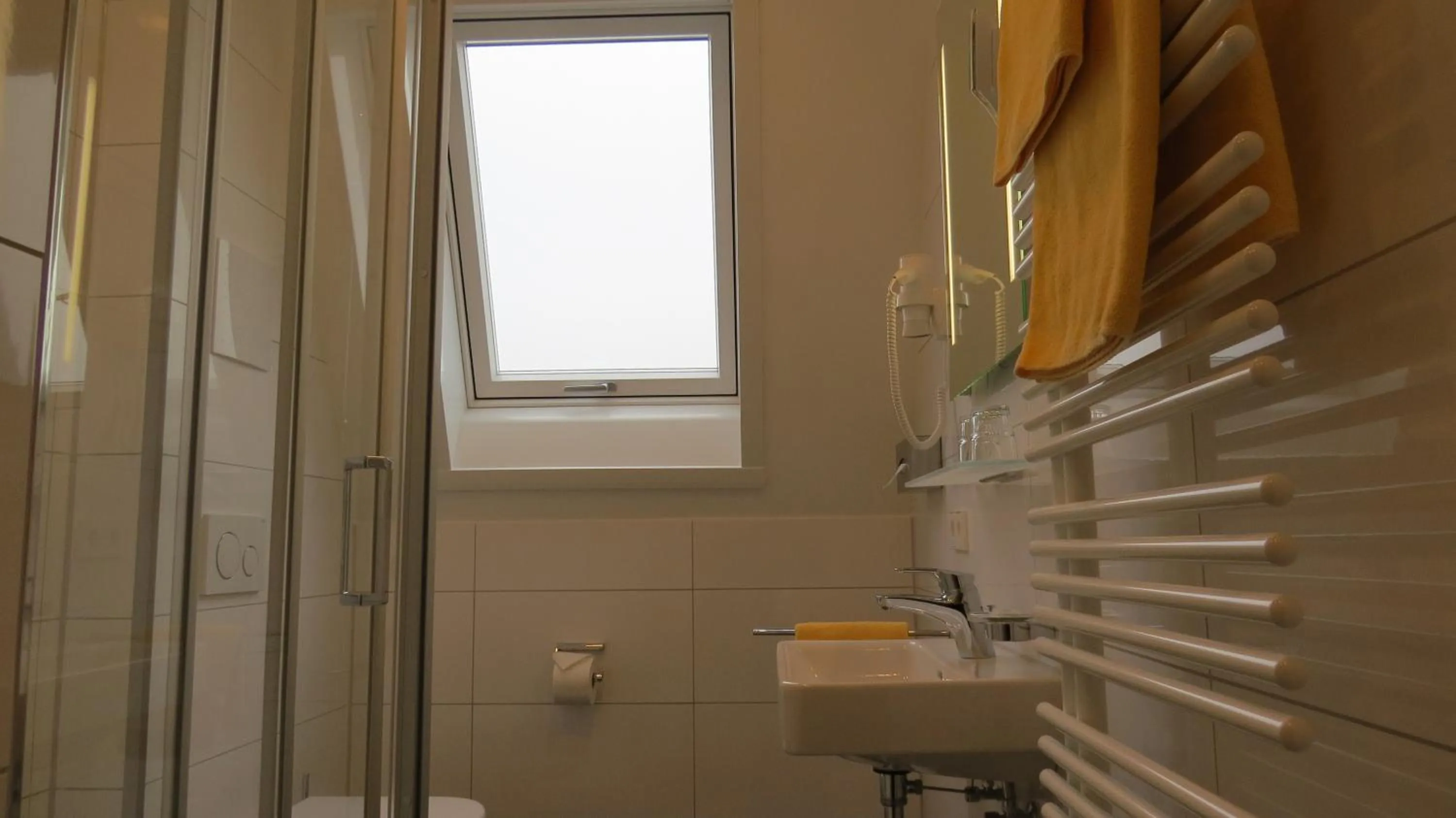 Bathroom in Hotel Drei Morgen