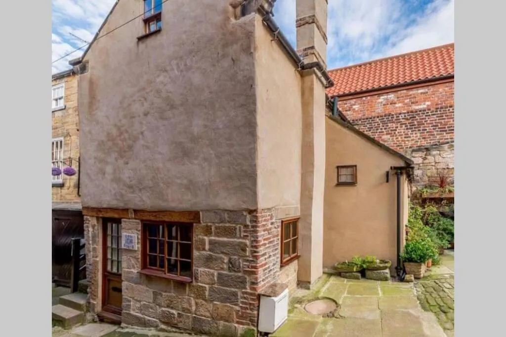 The Cow House - In the heart of Whitby