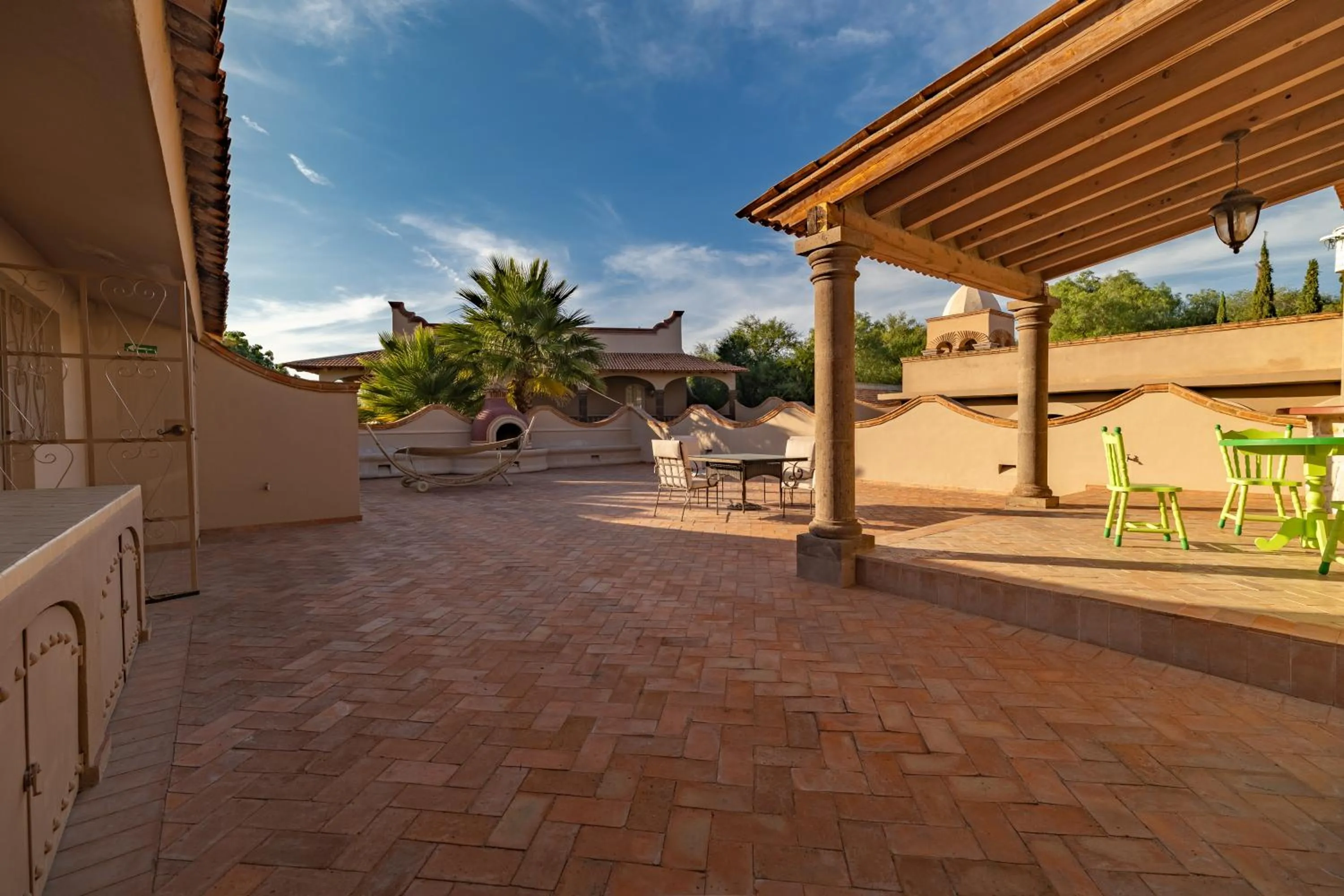 Balcony/Terrace in Casa Las Palmas, San Miguel de Allende