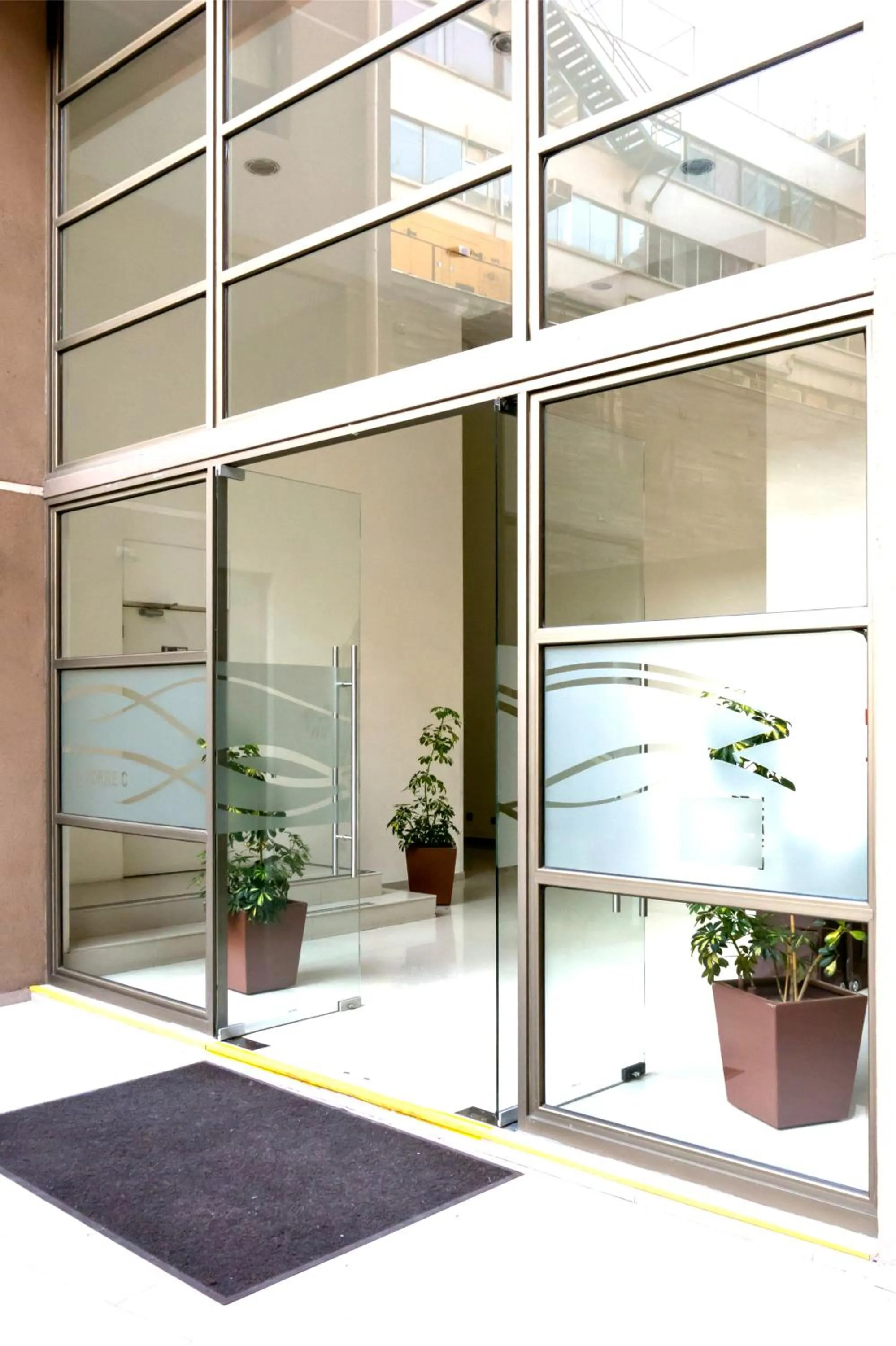 Property building in Departamentos Pontoni (Bellas Artes)