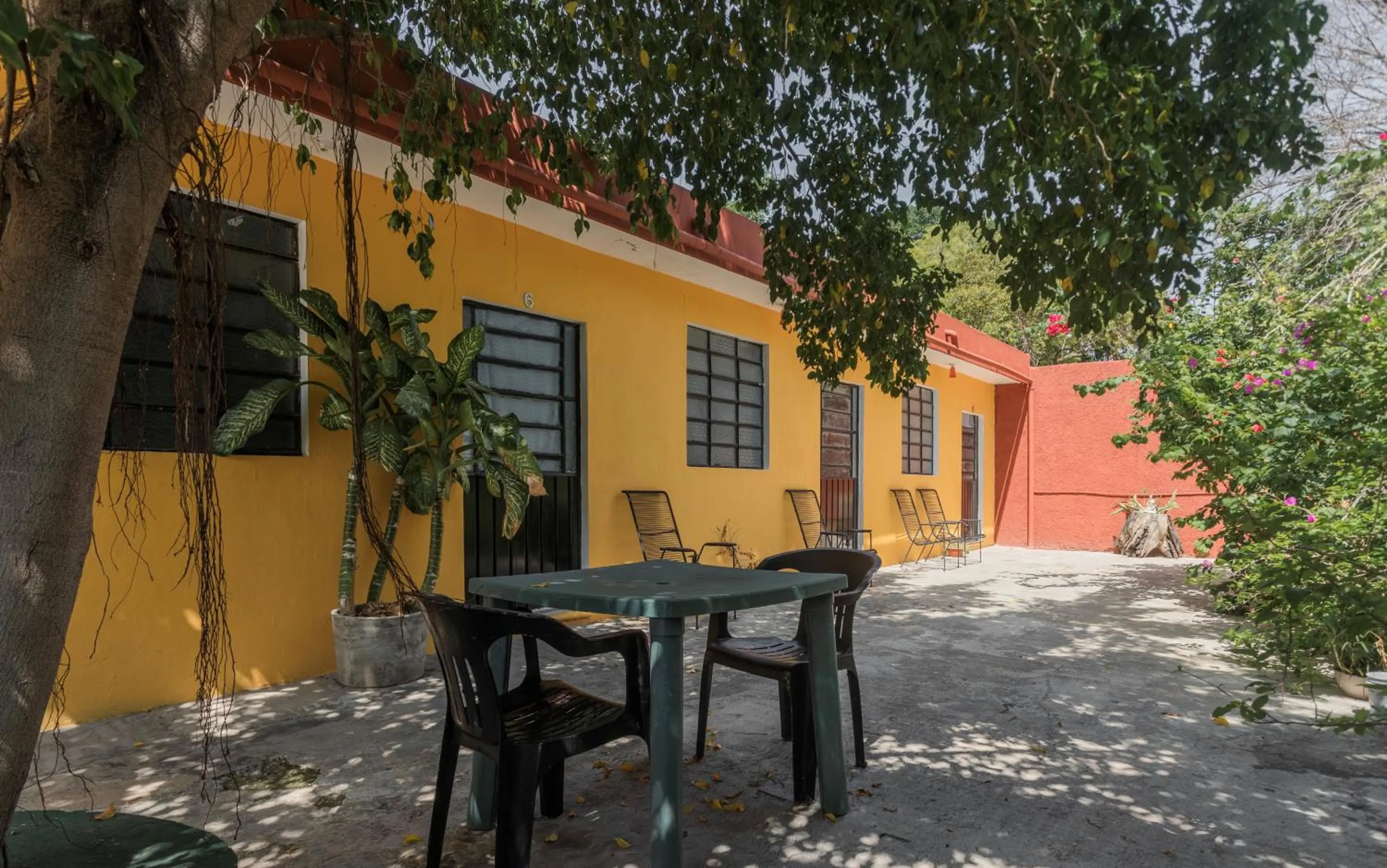 Property building in Casa Cuevas & Amaro