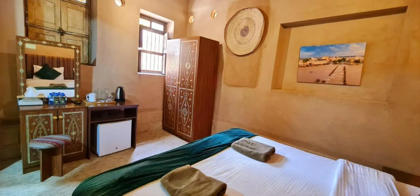 Bed in Bustan inn by Alley Escape
