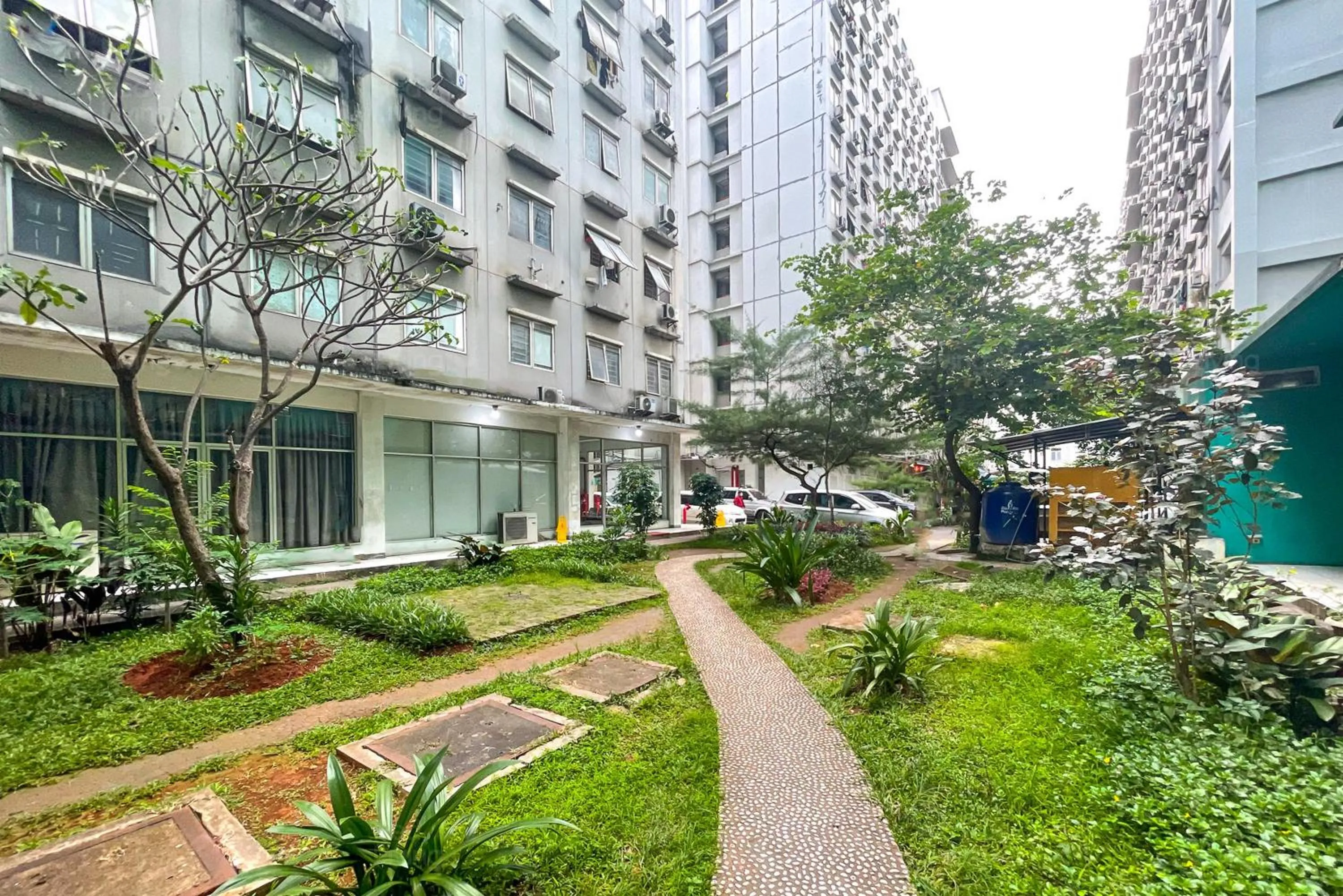 Property building in Apartemen City Park - Rendy Room Tower H18