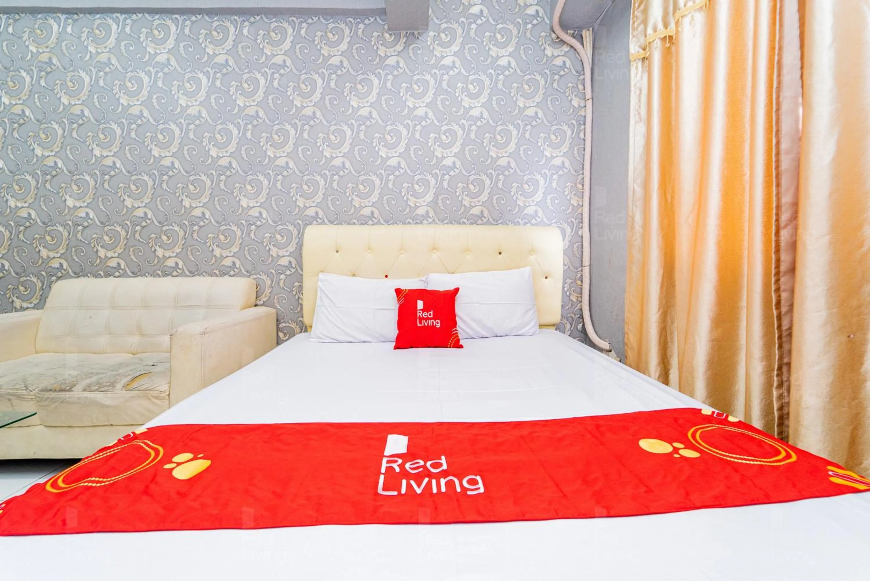 Bedroom, Bed in Apartemen City Park - Rendy Room Tower H18