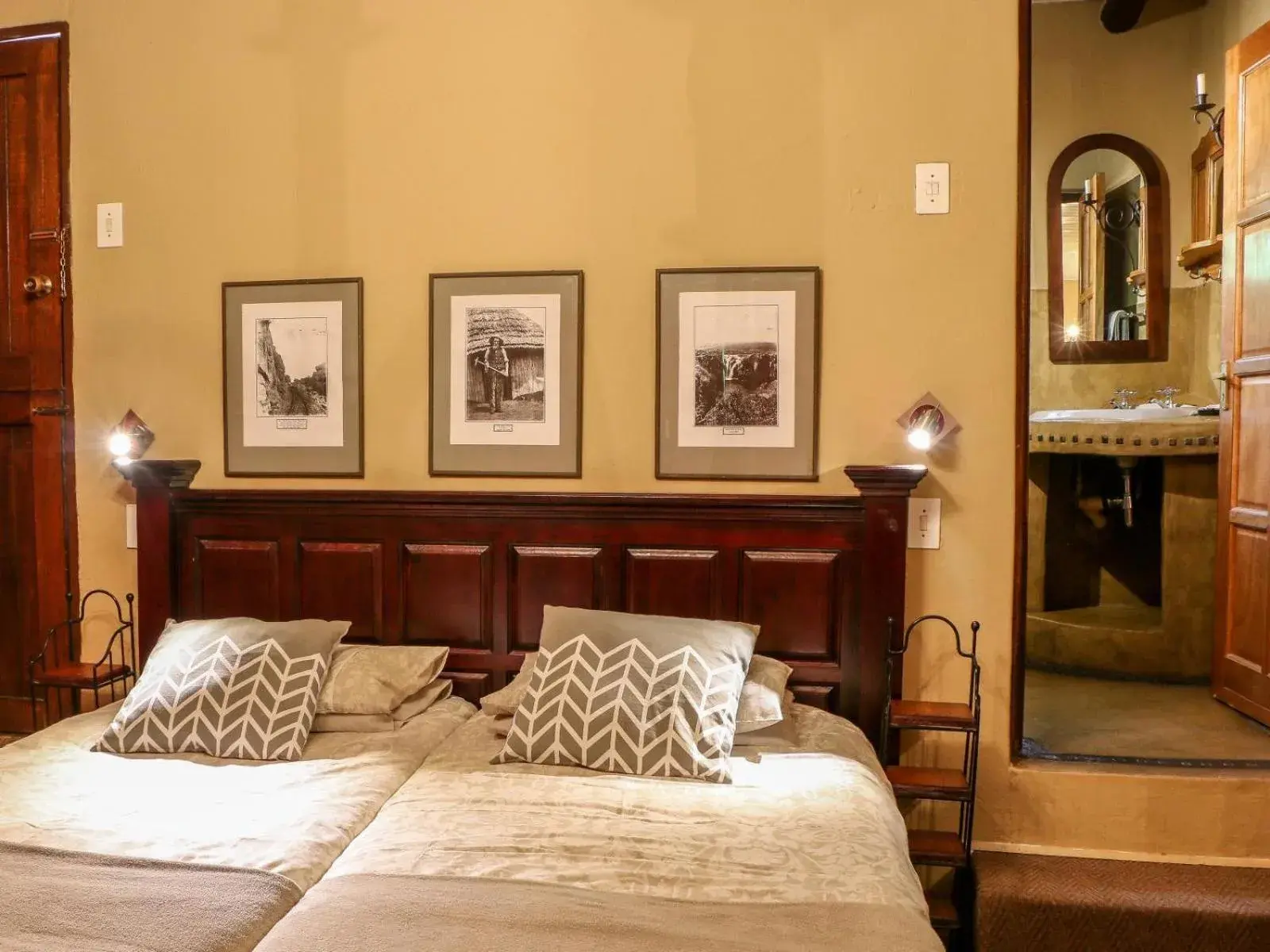 Twin Room - single occupancy in Bohm's Zeederberg Country House Twin Room - single occupancy in Bohm's Zeederberg Country House