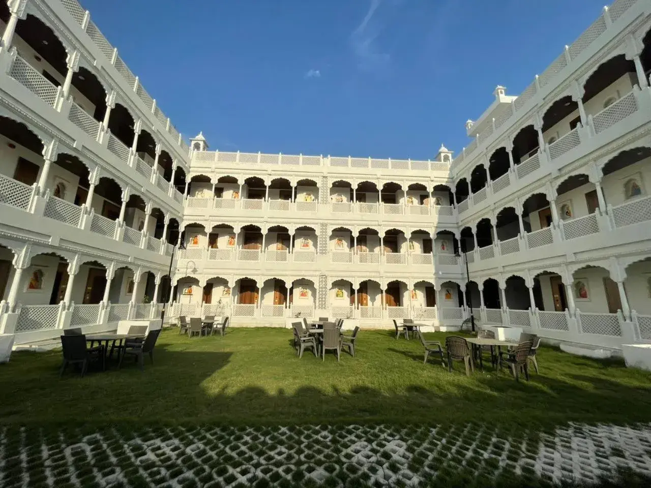 Property building in Gold Nest Rubystone Heritage Property building in Gold Nest Rubystone Heritage
