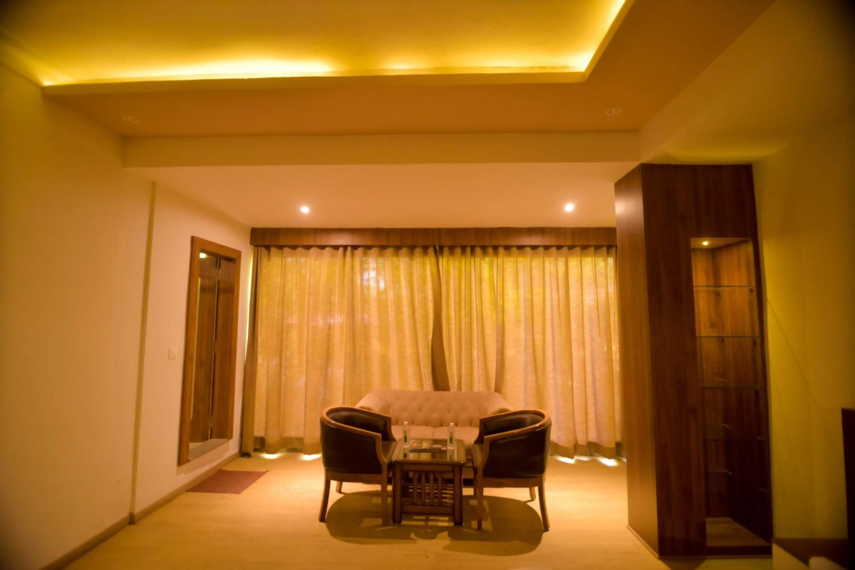 Seating area in Gold Nest Rubystone Heritage