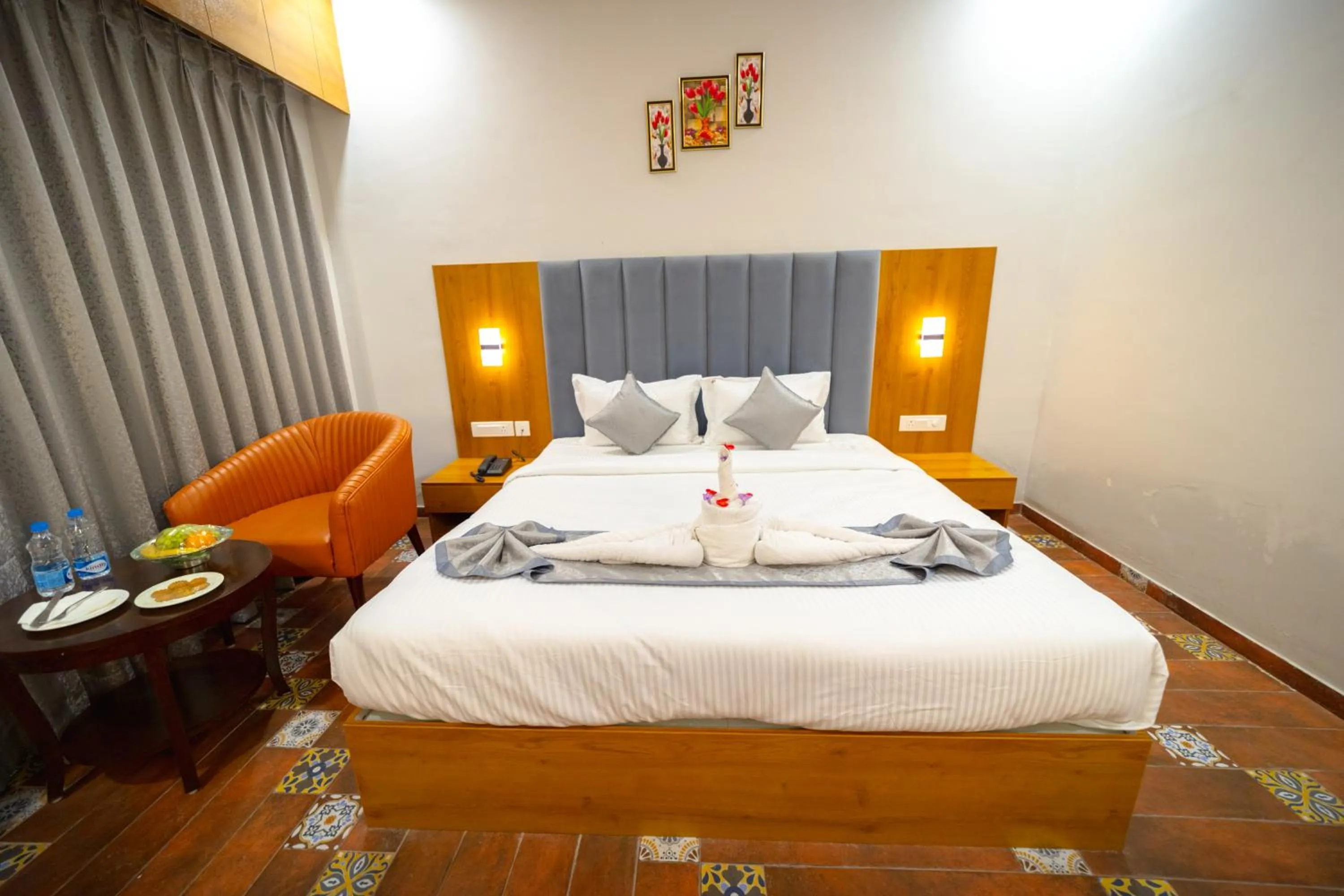 Bed in Gold Nest Rubystone Heritage