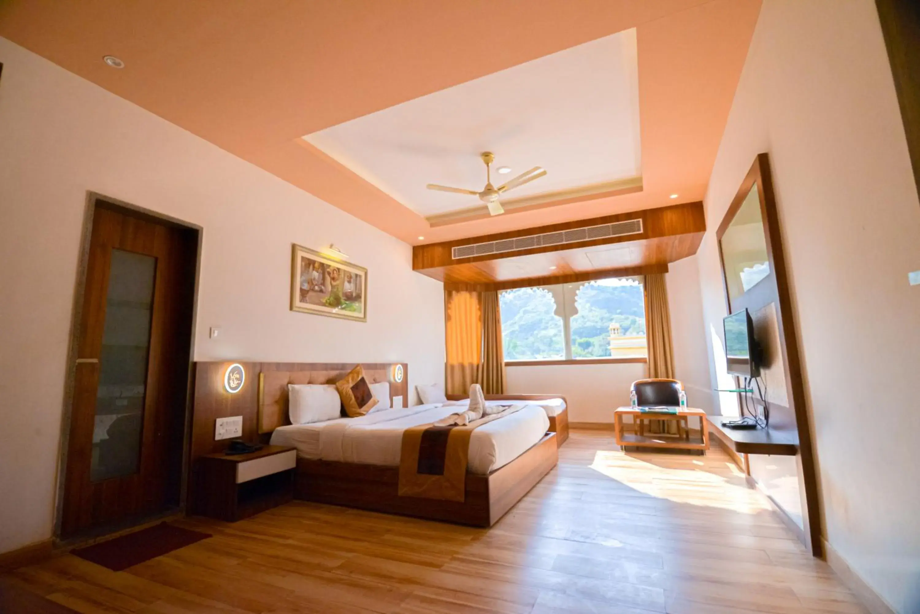 Photo of the whole room, Bed in Gold Nest Rubystone Heritage Photo of the whole room, Bed in Gold Nest Rubystone Heritage