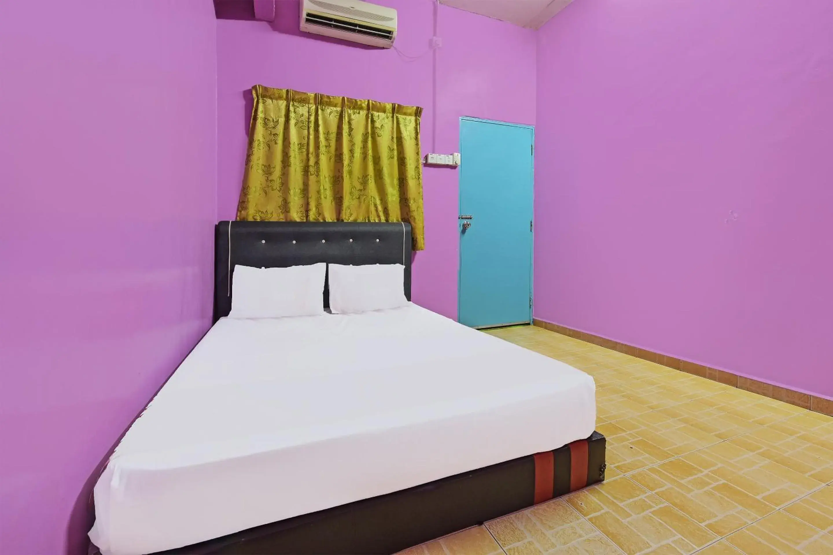 Bedroom in SPOT ON 90144 Corridor Hotel 1 Bedroom in SPOT ON 90144 Corridor Hotel 1