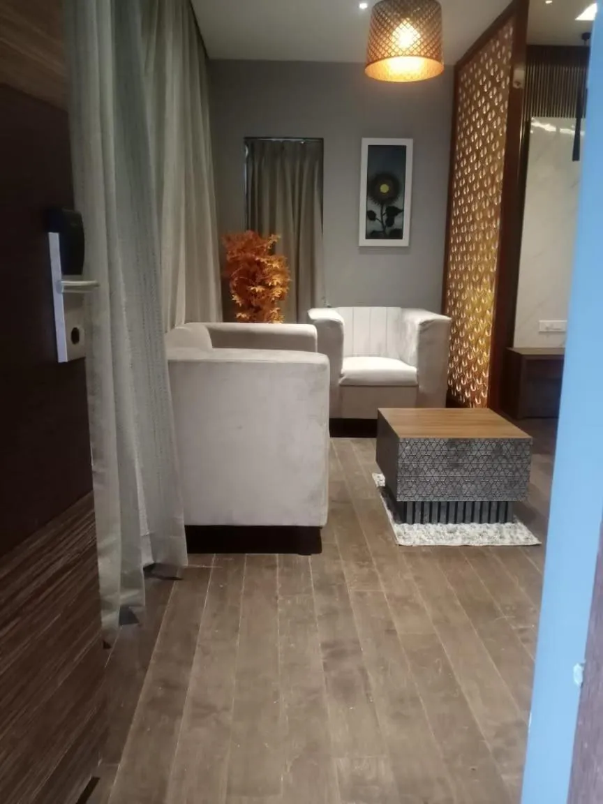 Seating area in HOTEL FRIDAY INN