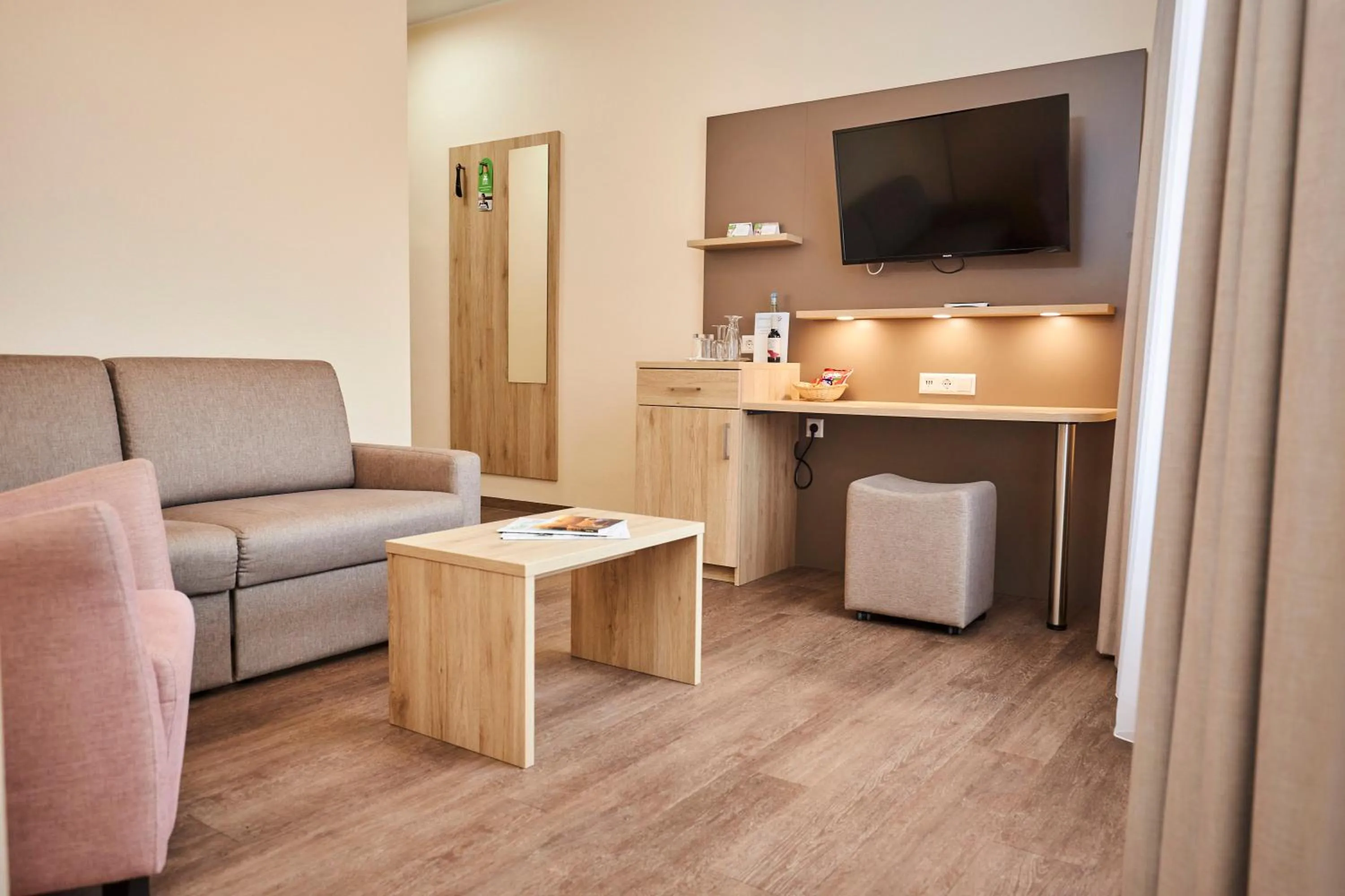 TV and multimedia in Flair Hotel zum Schiff