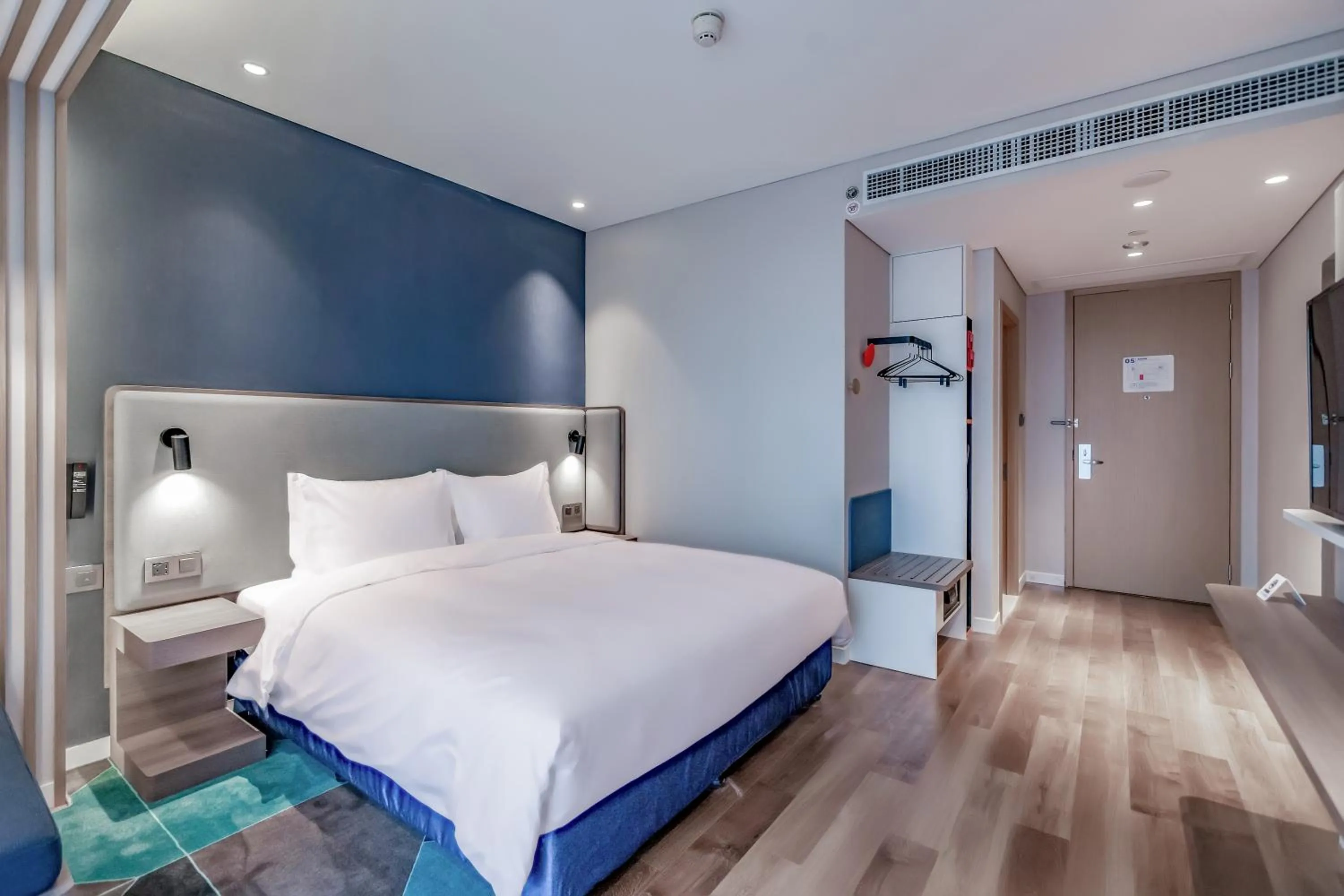 Holiday Inn Express Nanjing Jiangbei Yushan, an IHG Hotel