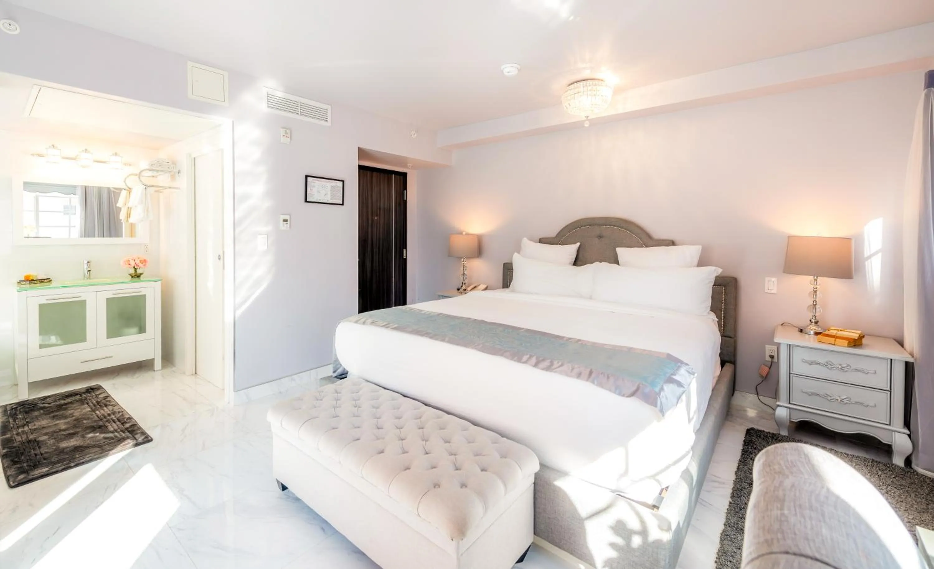 Bed in Secret Garden Miami Beach