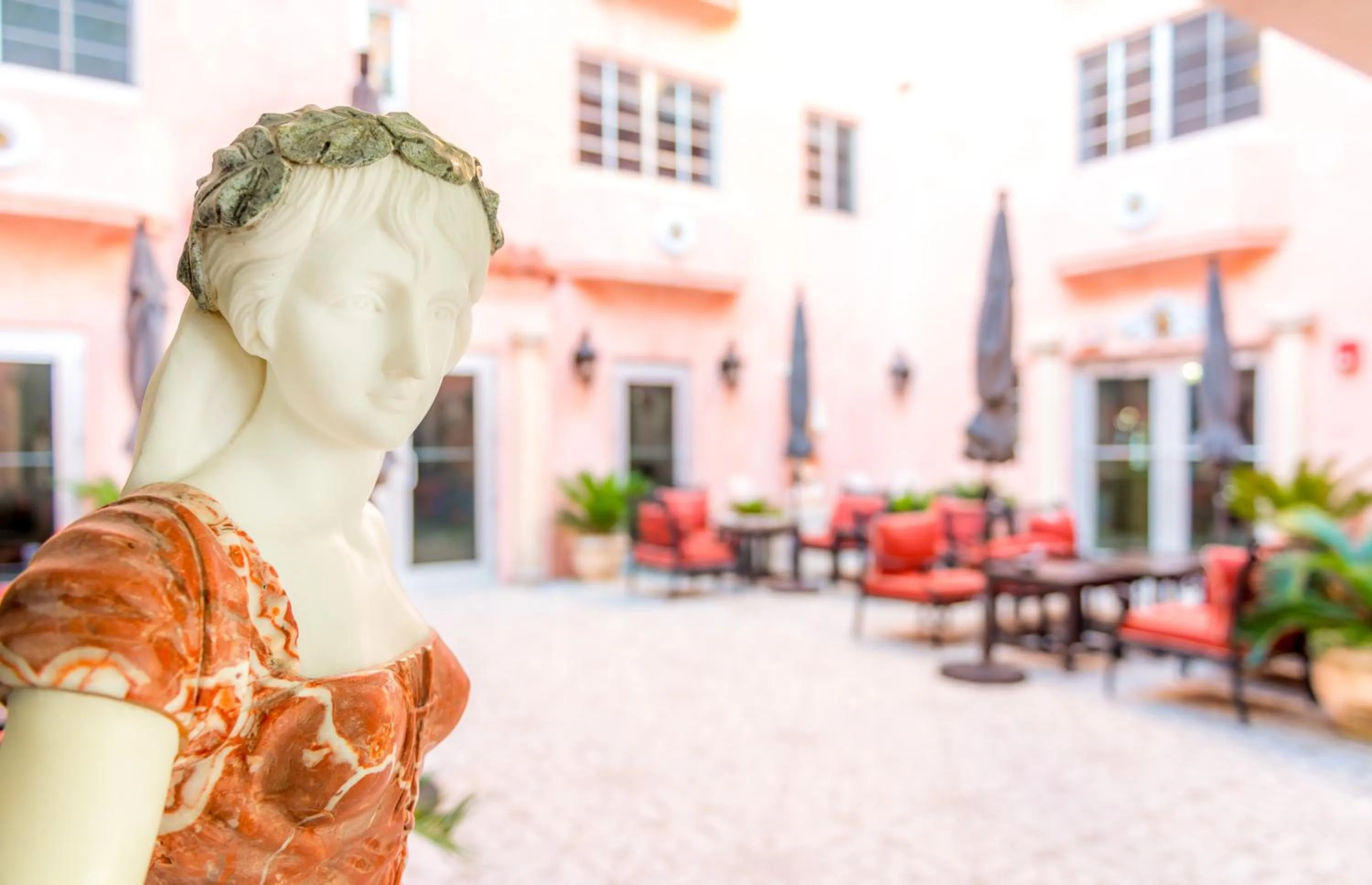 Facade/entrance in Secret Garden Miami Beach