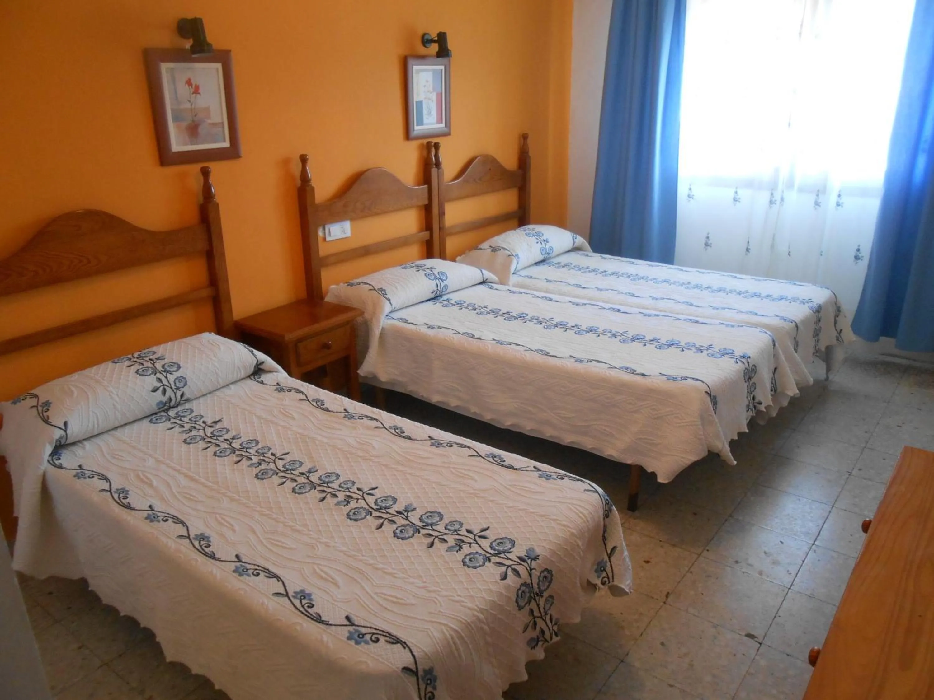 Photo of the whole room, Bed in Hostal Avenida