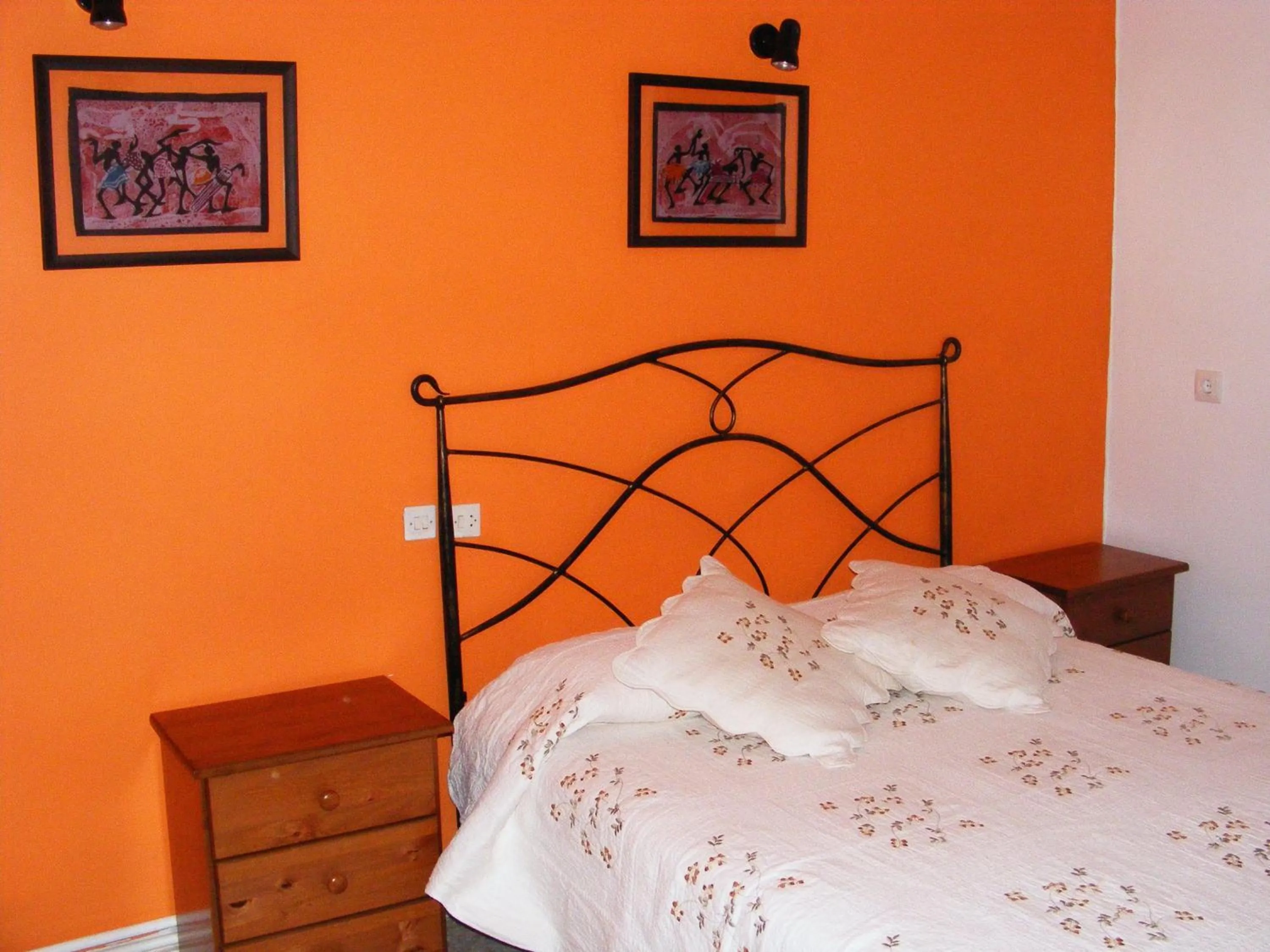 Photo of the whole room, Bed in Hostal Avenida