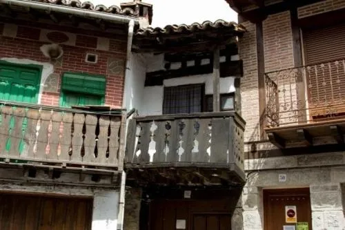 Table tennis in Hostal Avenida