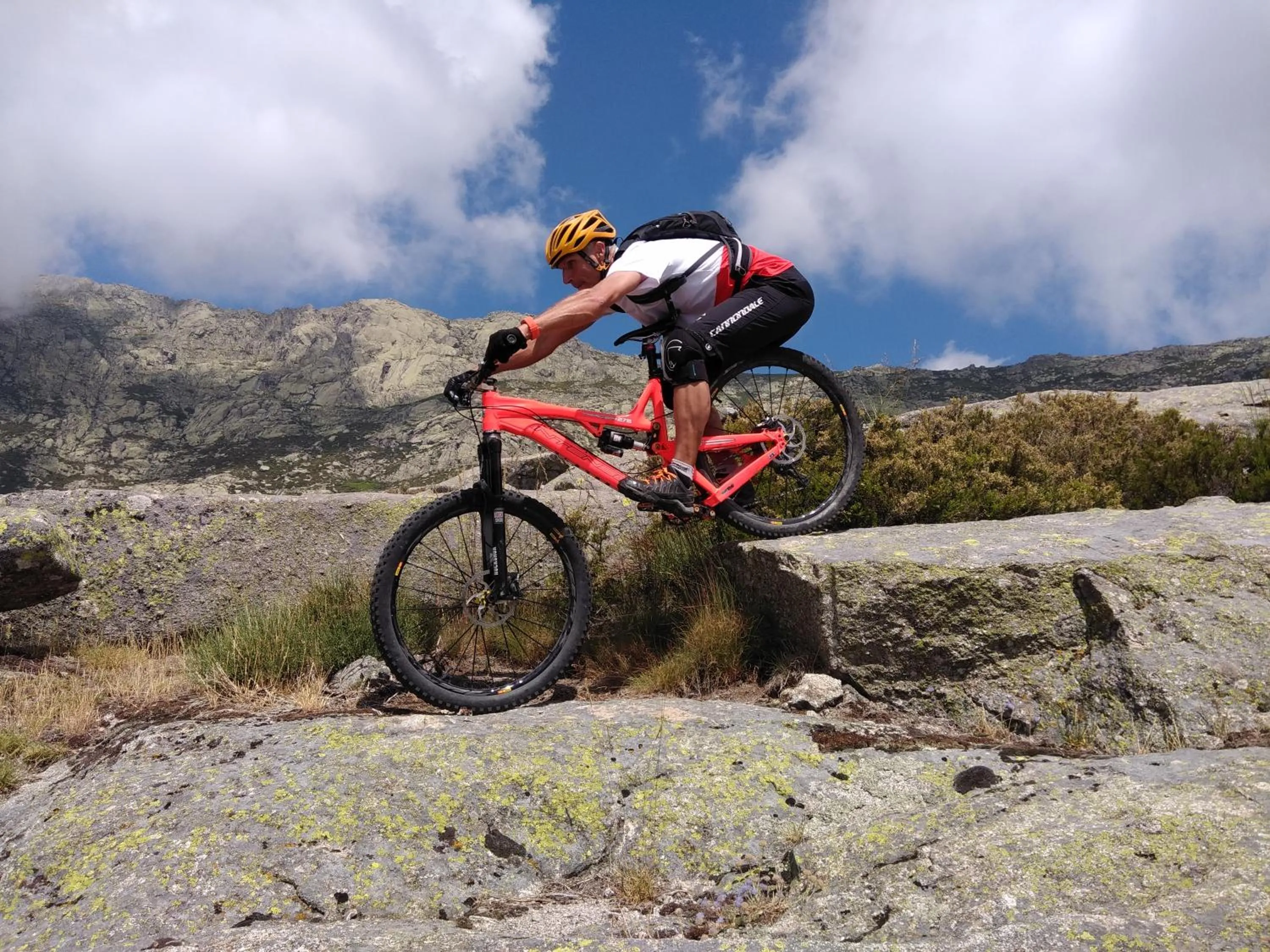 Cycling in Hostal Avenida