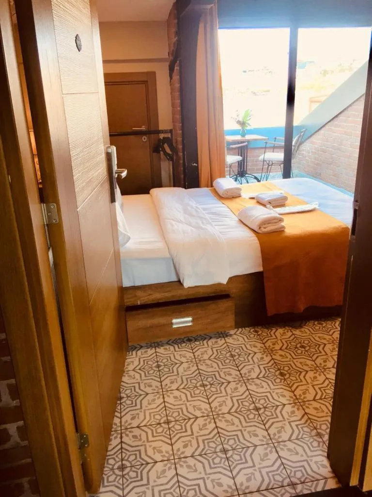 Bed in Gen Suites Cibali