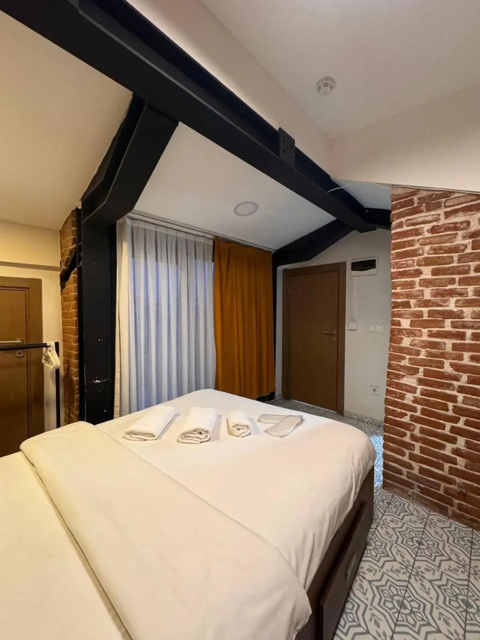 Bed in Gen Suites Cibali