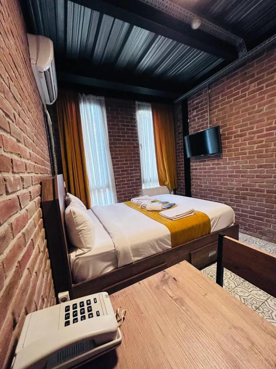 Bed in Gen Suites Cibali