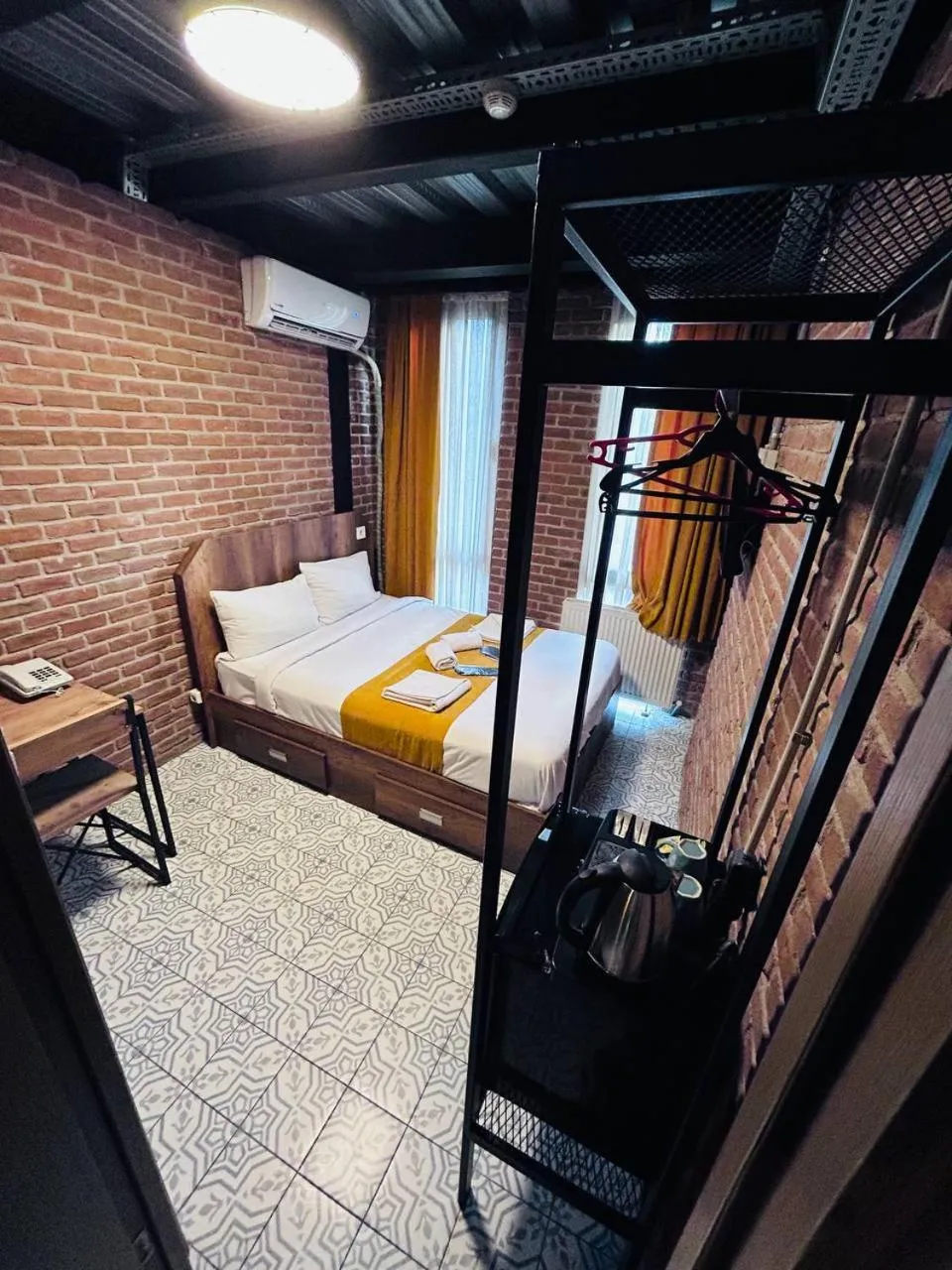 Bed in Gen Suites Cibali