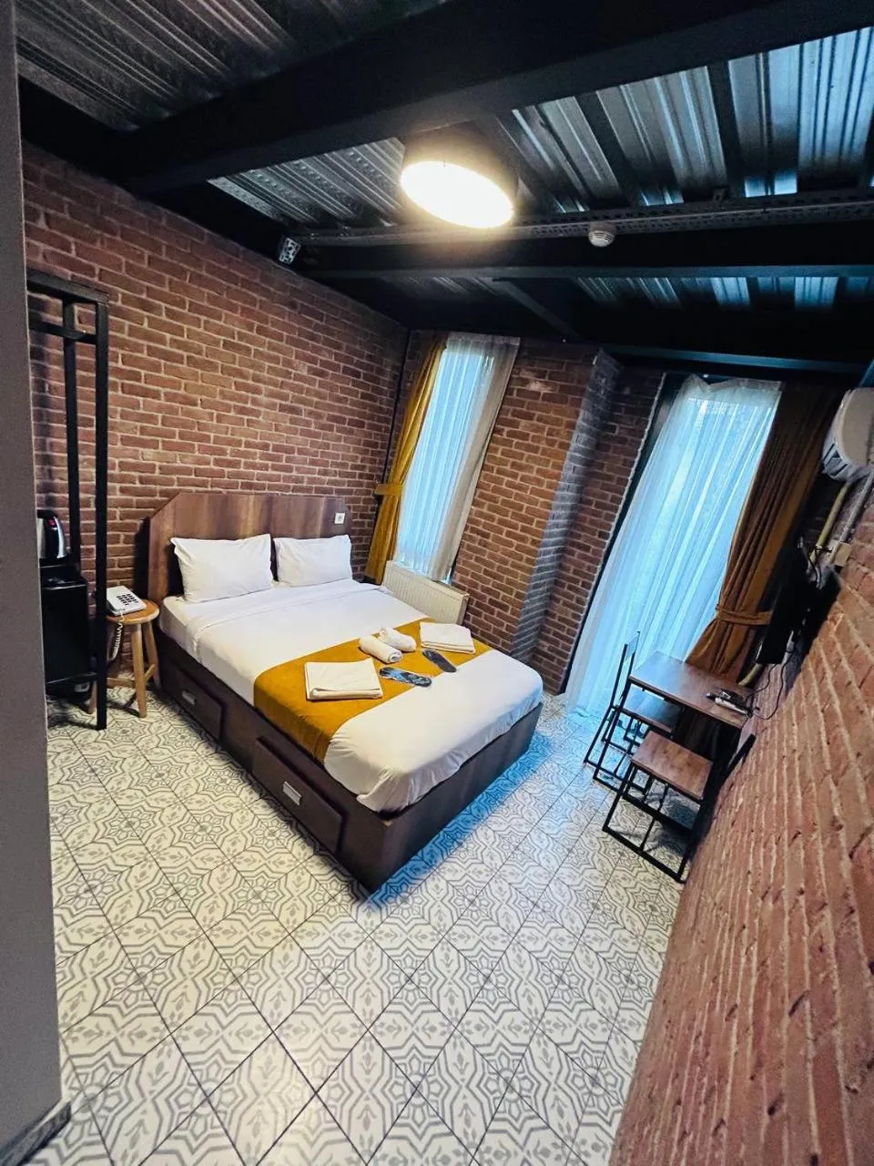 Bed in Gen Suites Cibali