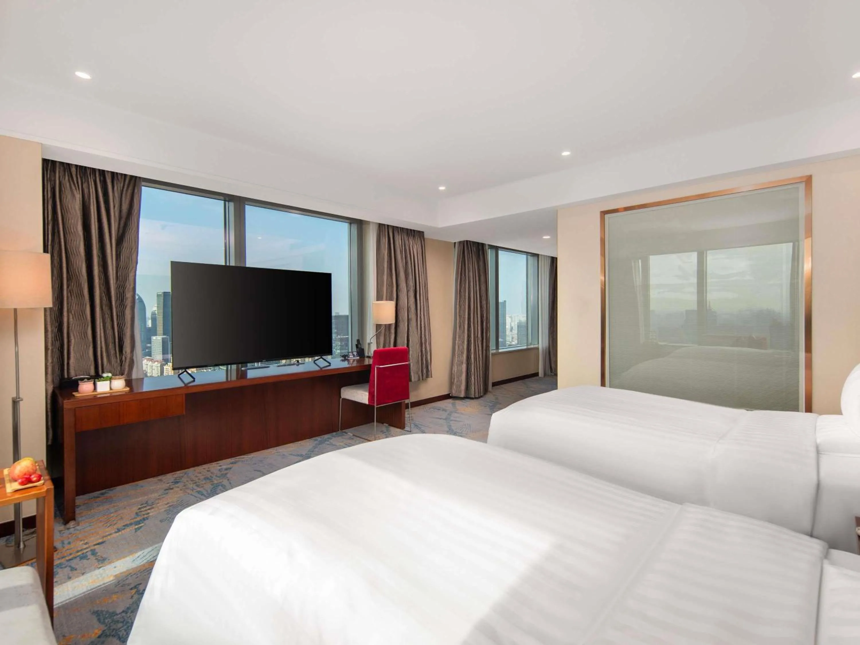 Bedroom, Bed in Novotel Atlantis Shanghai - Enjoy our great-valued breakfast in our rooftop revolving restaurant with a stunning river view & utilize our FREE self-serviced laundry