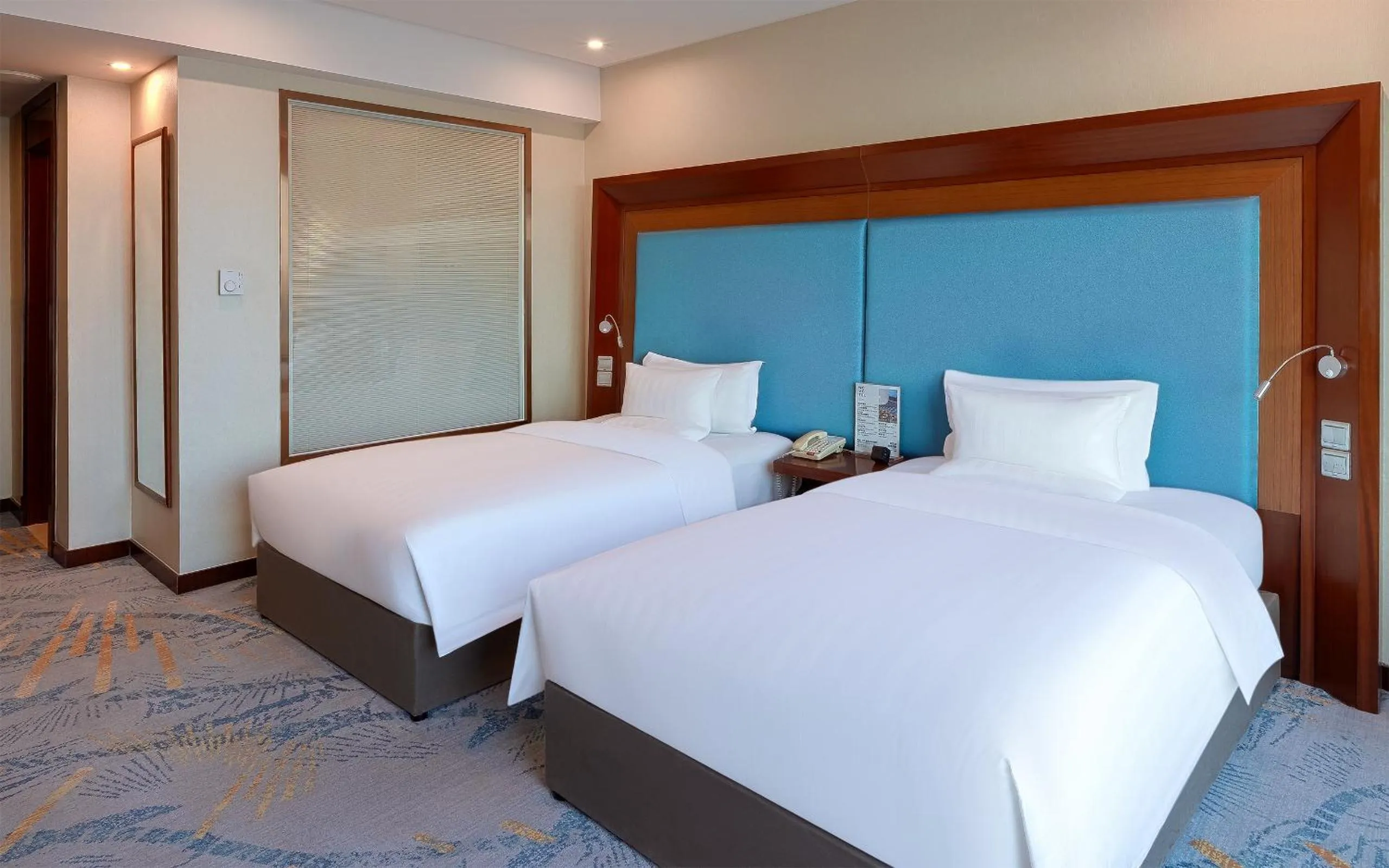 Bed in Novotel Atlantis Shanghai - Enjoy our great-valued breakfast in our rooftop revolving restaurant with a stunning river view & utilize our FREE self-serviced laundry