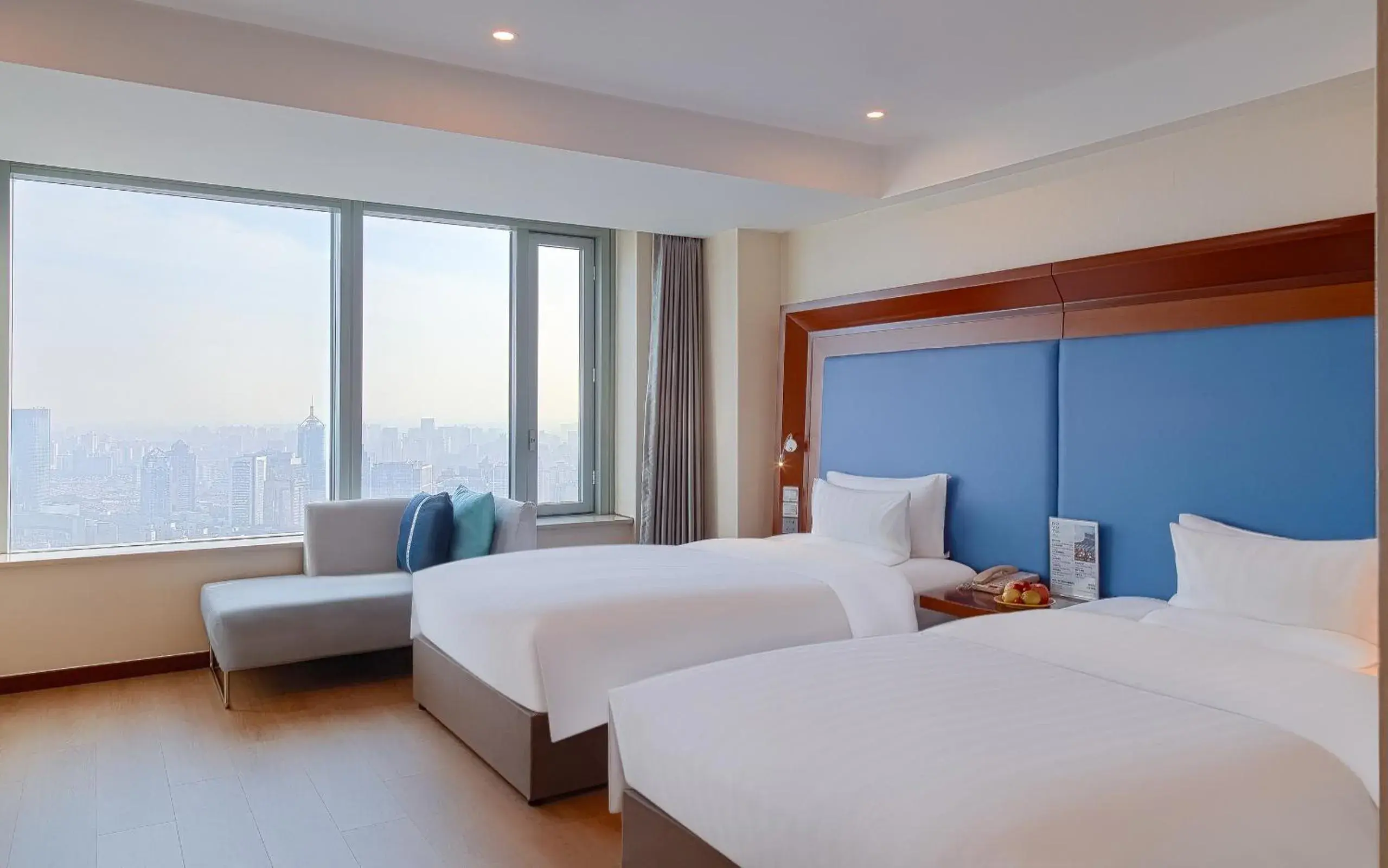 Superior Twin Room - single occupancy - Executive Floor,City View, include two person happy hour in revolving restaurant(17:30-20:00) in Novotel Atlantis Shanghai - Enjoy our great-valued breakfast in our rooftop revolving restaurant with a stunning river view & utilize our FREE self-serviced laundry Superior Twin Room - single occupancy - Executive Floor,City View, include two person happy hour in revolving restaurant(17:30-20:00) in Novotel Atlantis Shanghai - Enjoy our great-valued breakfast in our rooftop revolving restaurant with a stunning river view & utilize our FREE self-serviced laundry