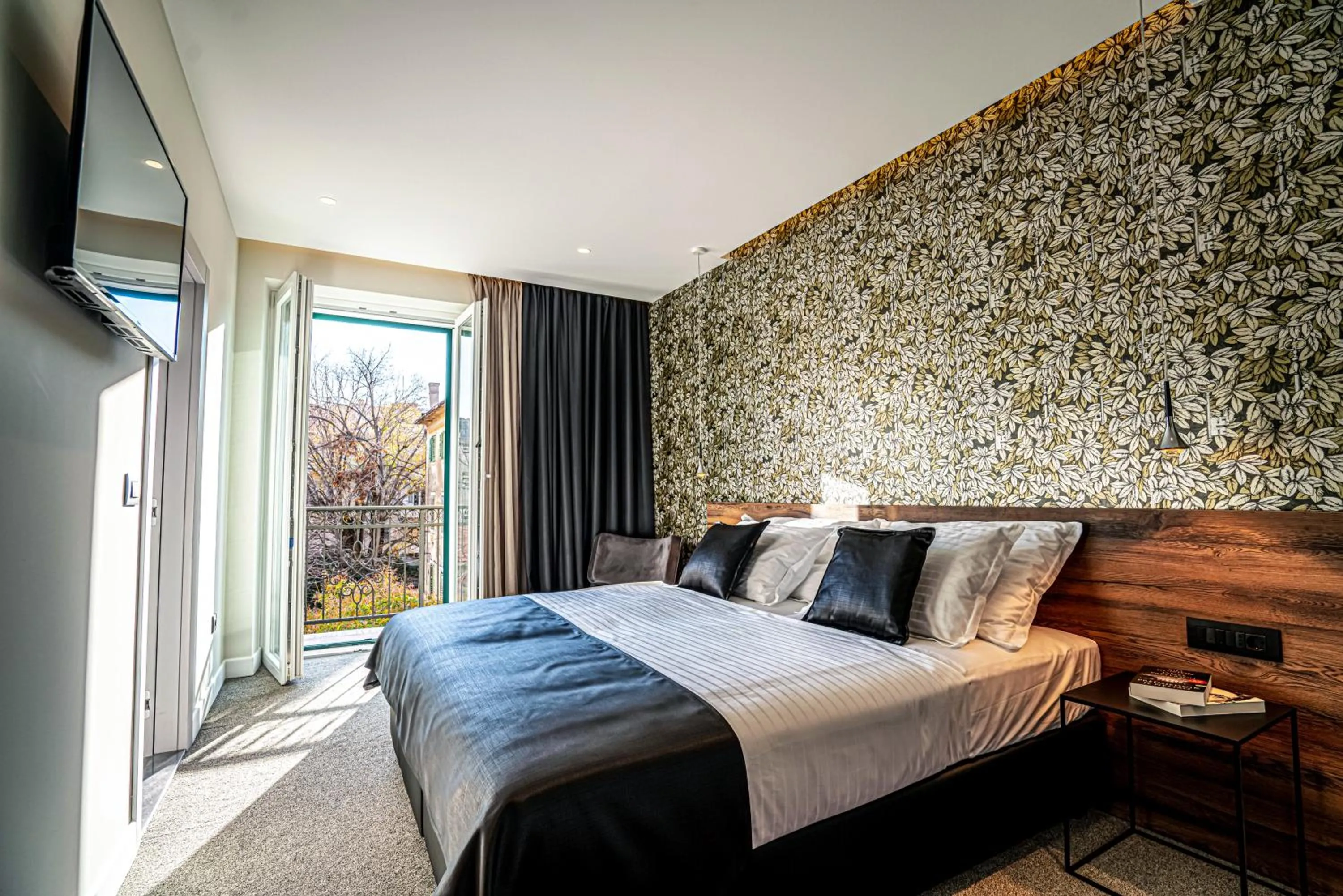 CALMA Luxury Rooms