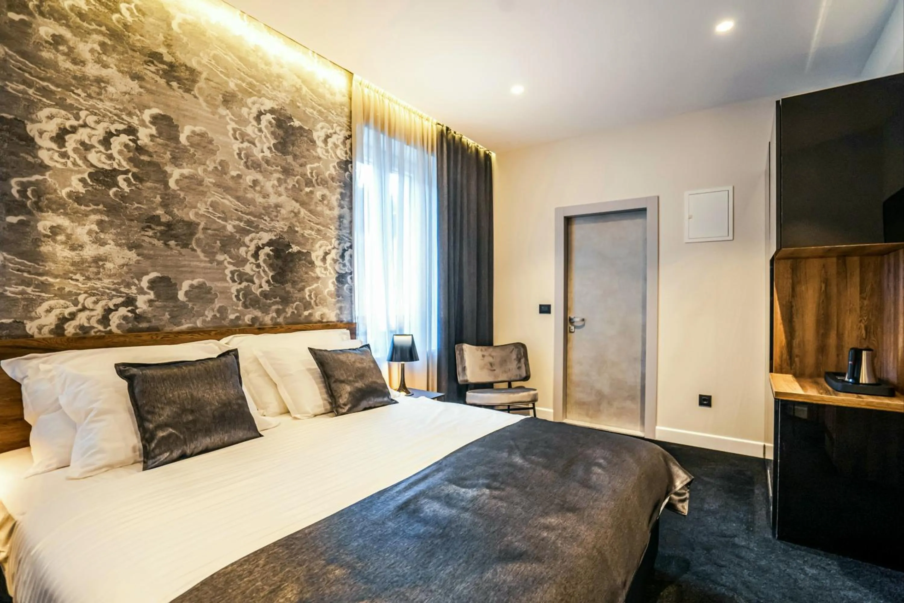 CALMA Luxury Rooms