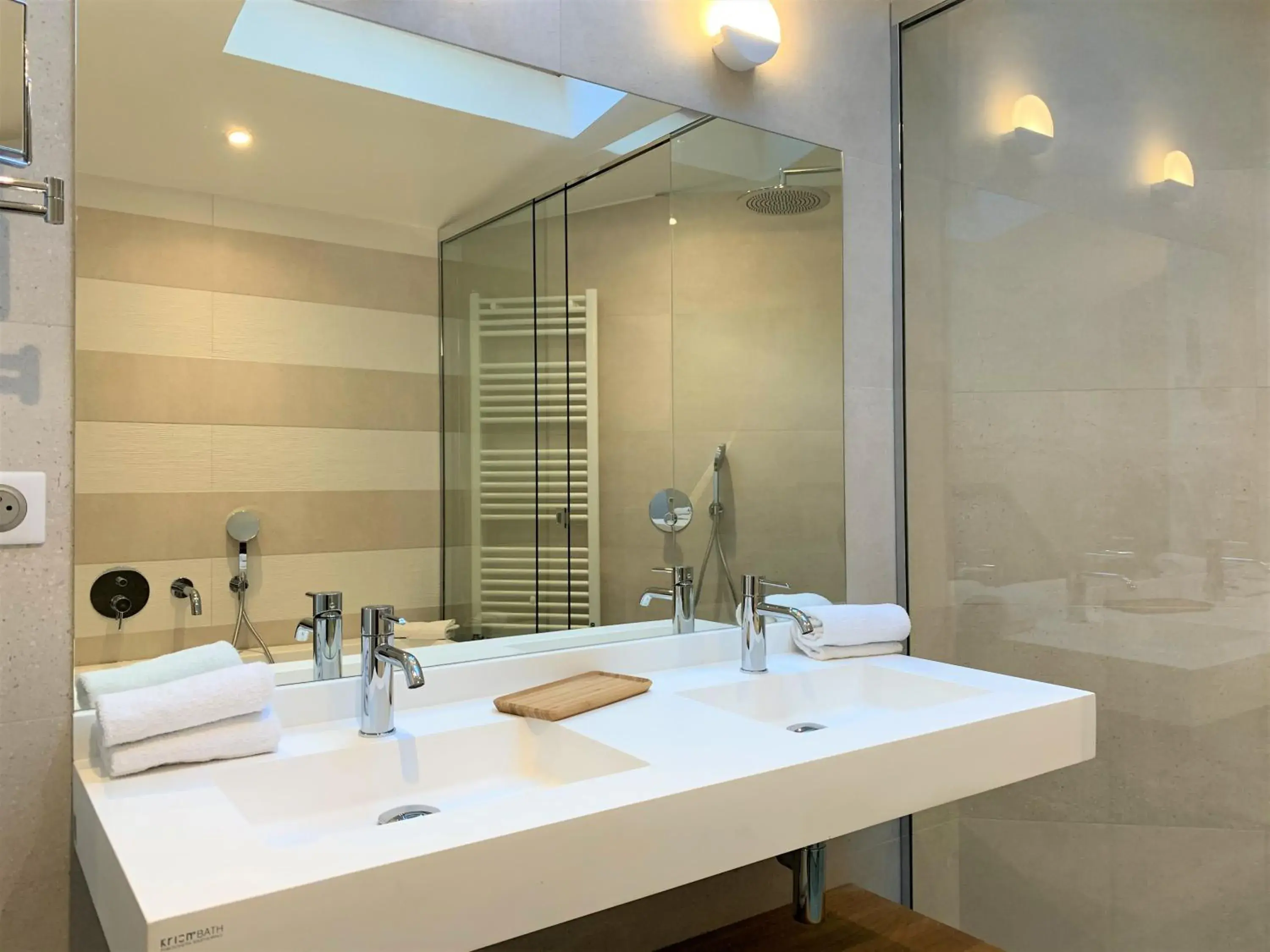 Family Suite in Maison Manège Bordeaux Centre Family Suite in Maison Manège Bordeaux Centre