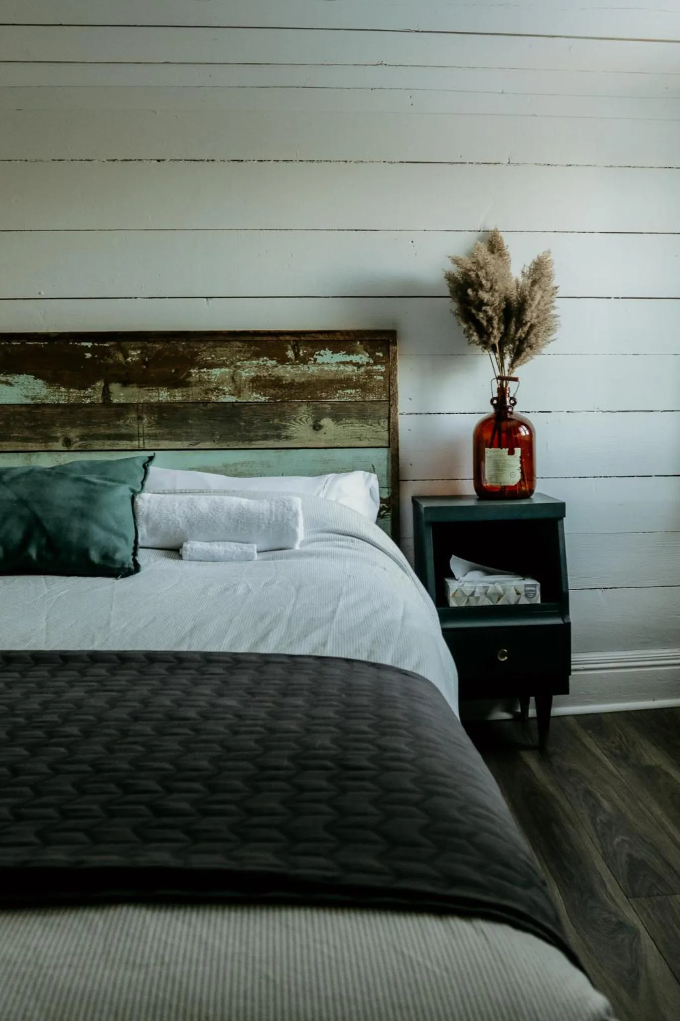 Bedroom, Bed in Auberge de l'Ouest